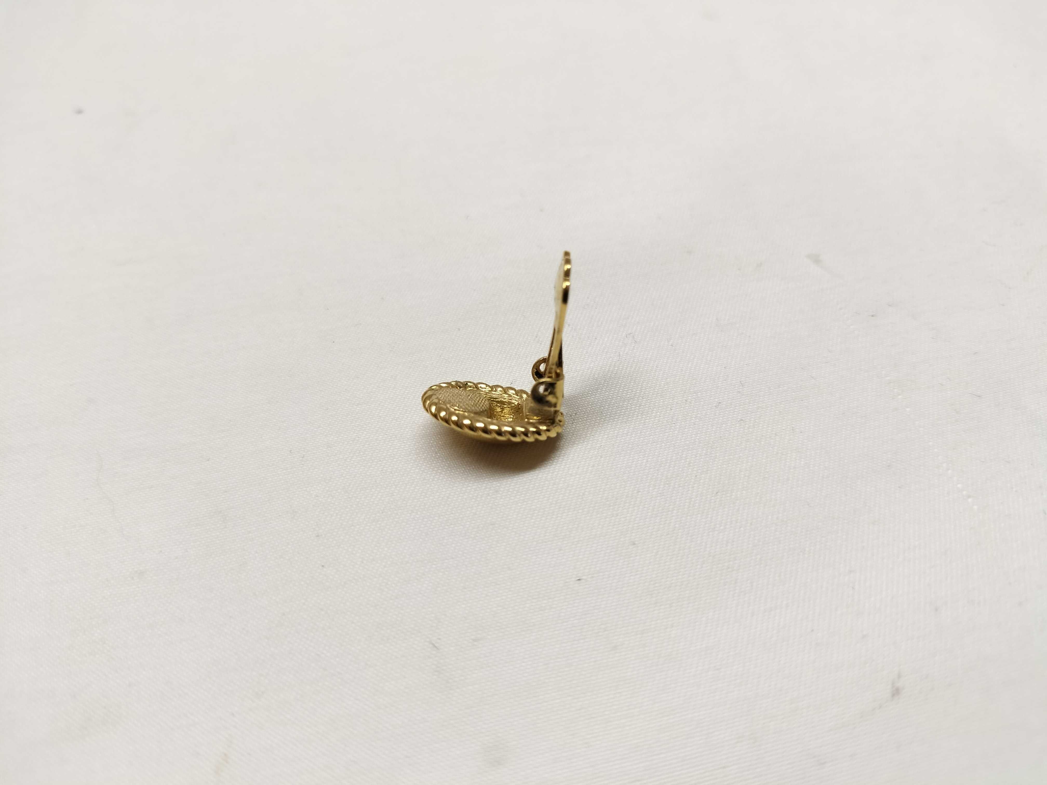 earrings — view 6
