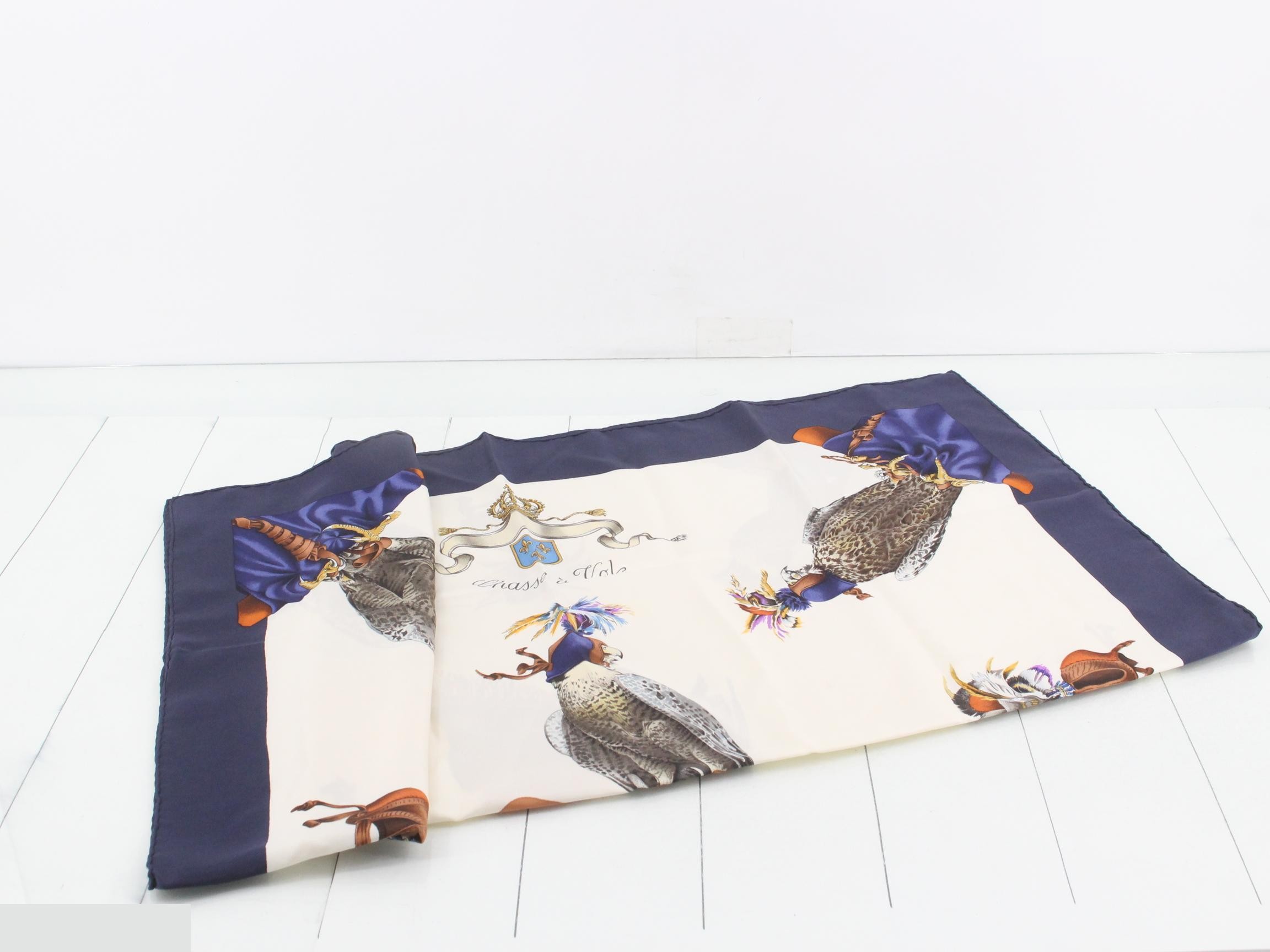 Carre 90 Scarf — view 3
