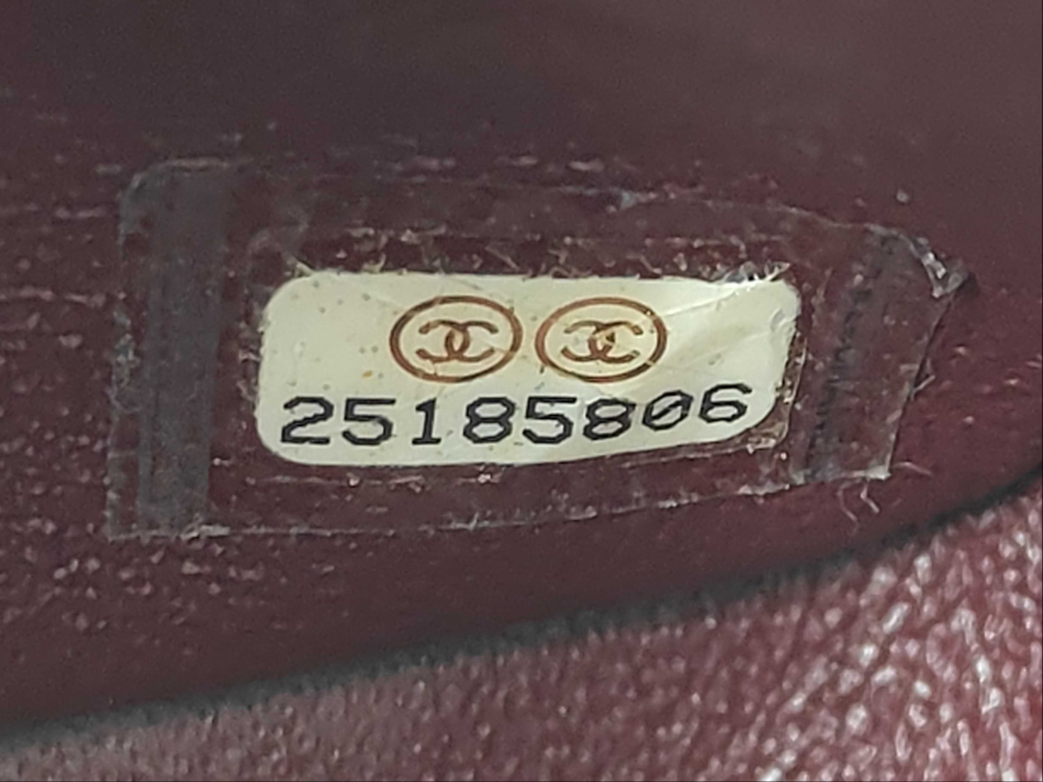 Matelassé Double Flap 25 Lambskin Black Silver Hardware Serial Number 25 Card Seal Shoulder Bag — view 12