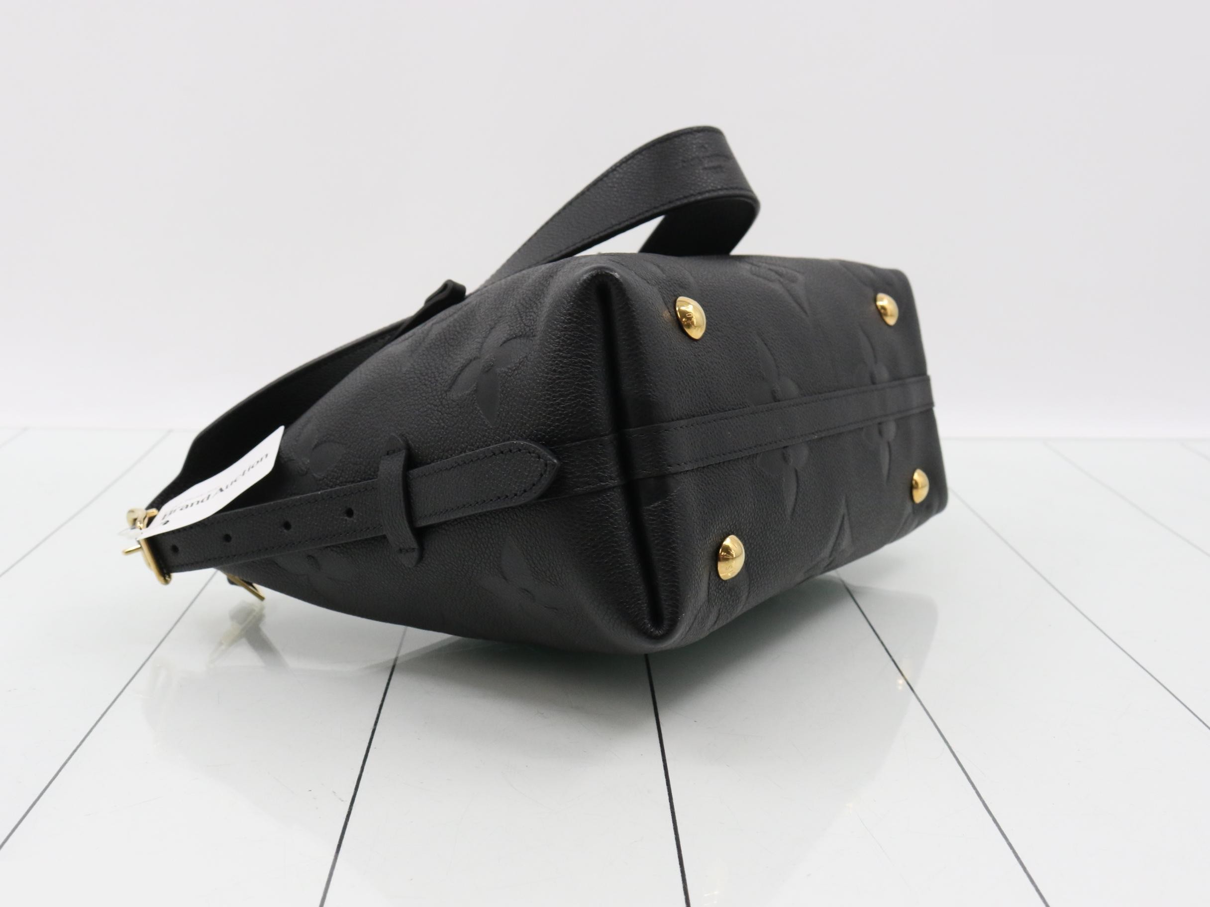 Carryall Zip NMPM Shoulder Bag M46288 RFID confirmed — view 5