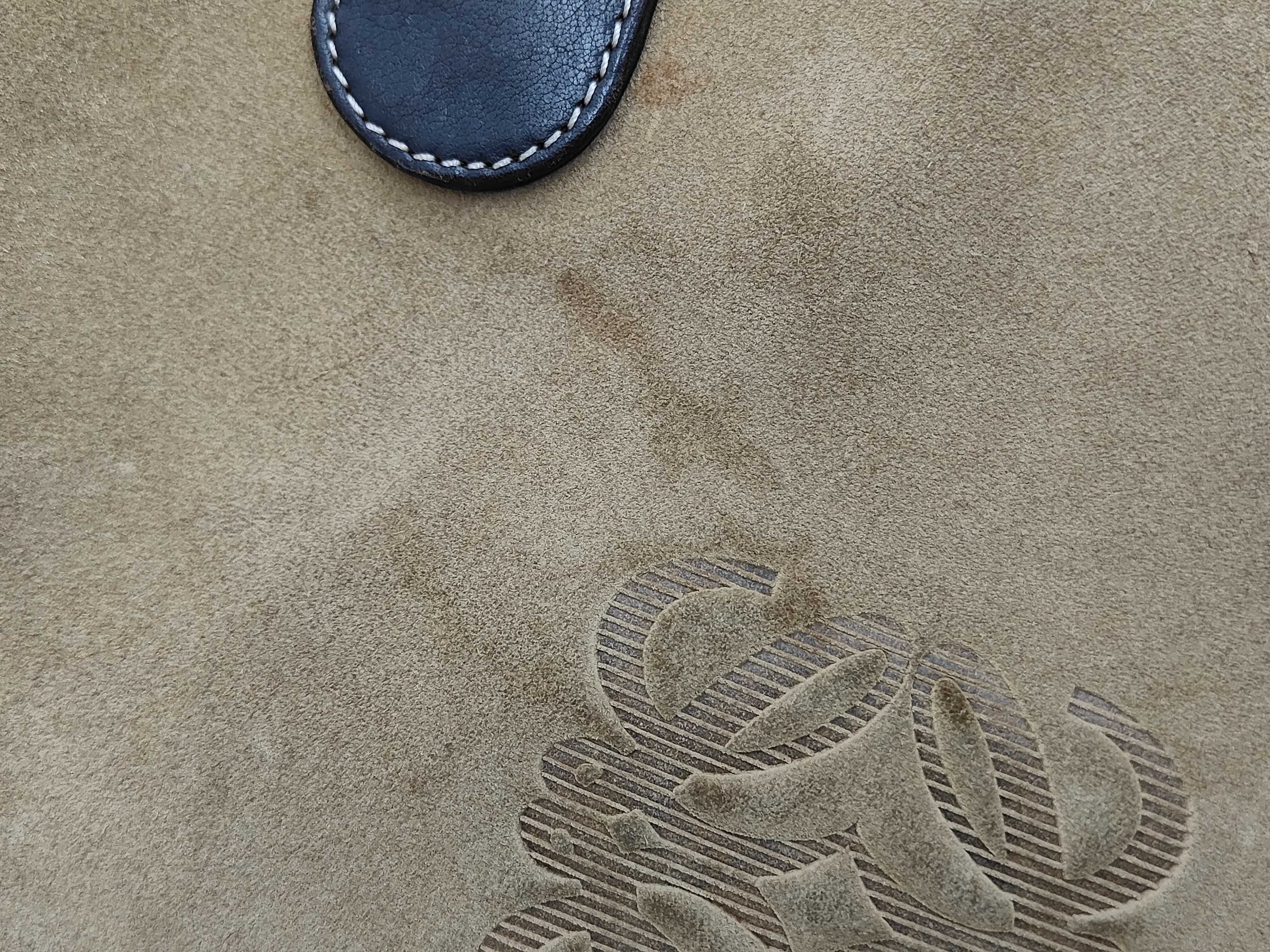Loewe Amazona 40 Boston Bag Suede Brown Handbag — view 15