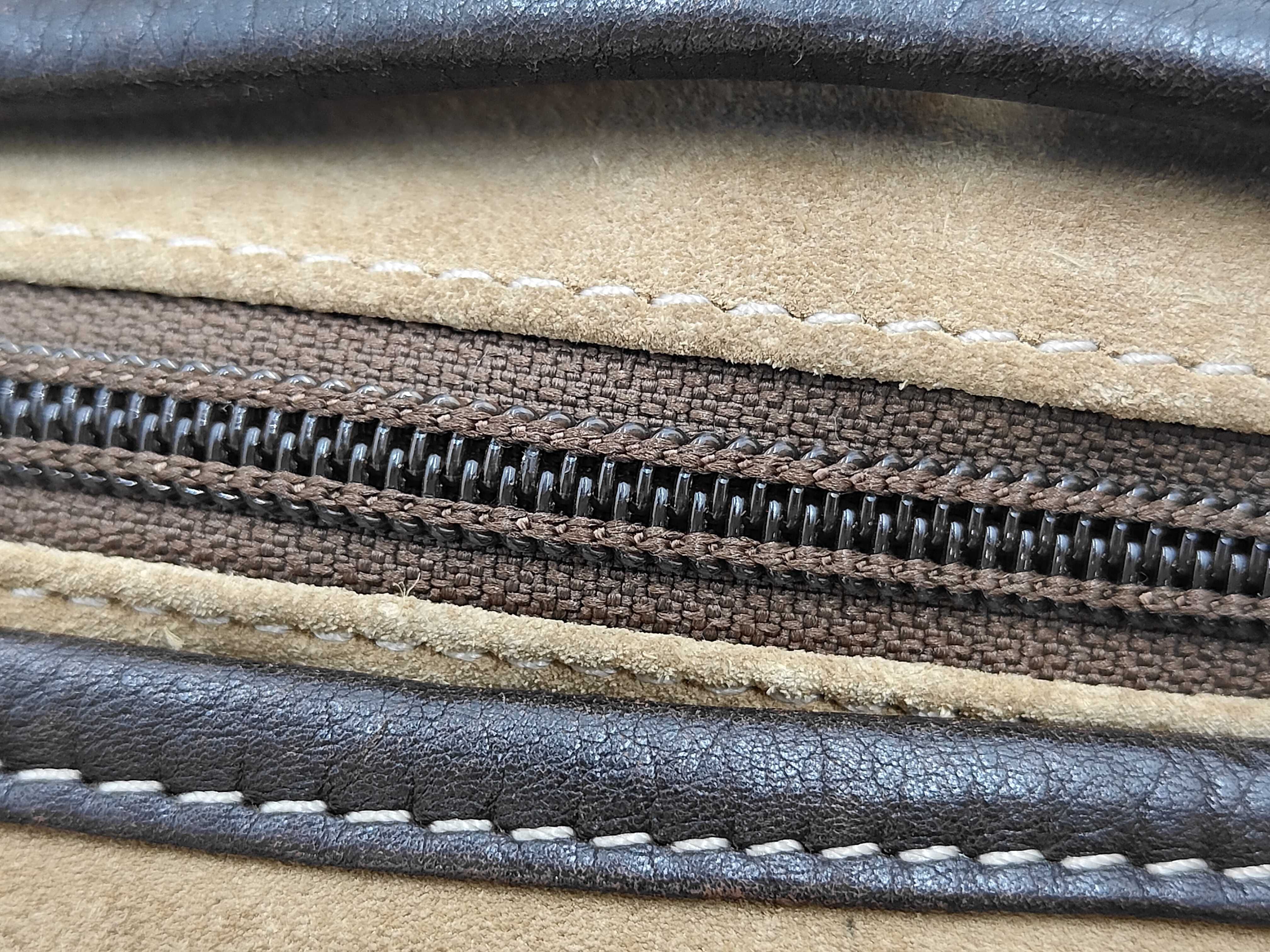 Loewe Amazona 40 Boston Bag Suede Brown Handbag — view 6