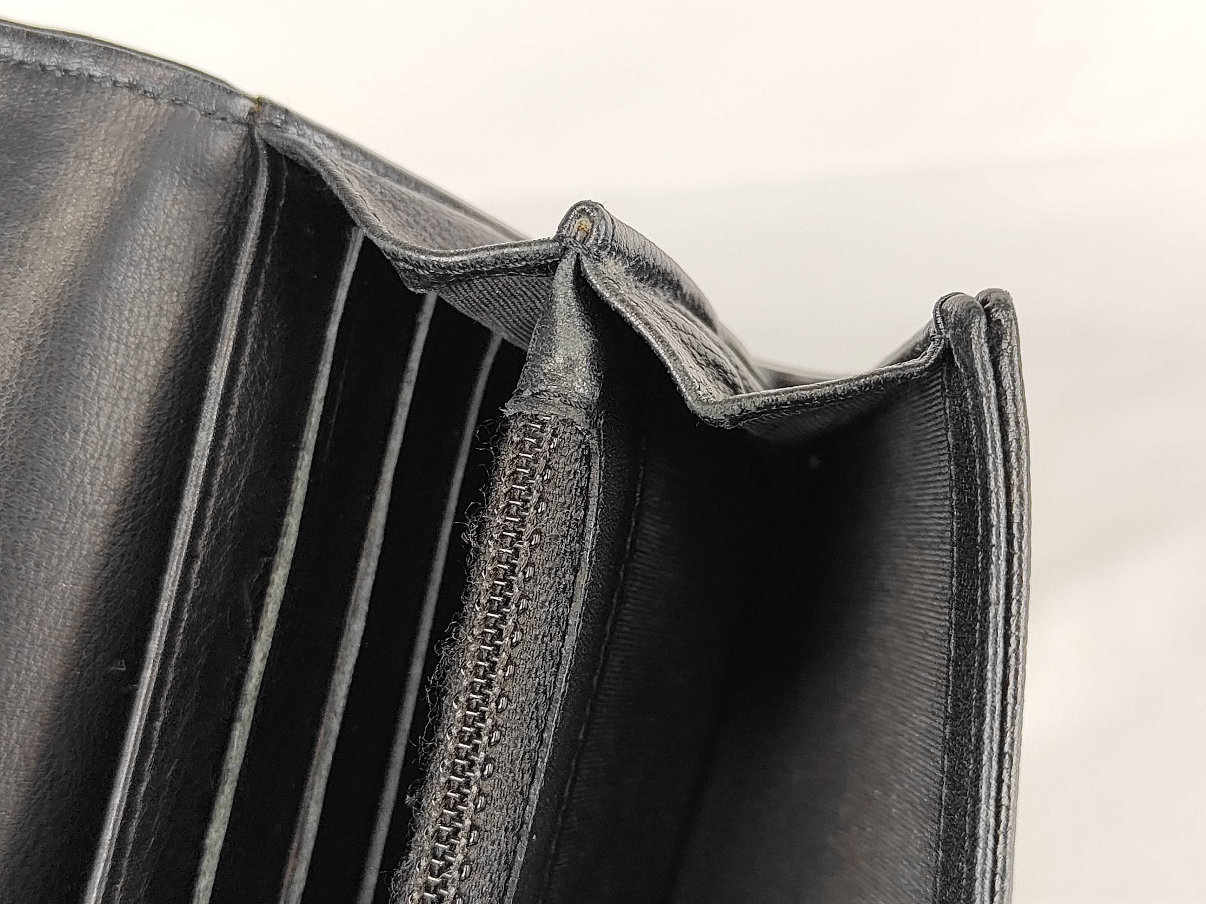 Caviar Skin Sevruga Bi-fold Long Wallet — view 15