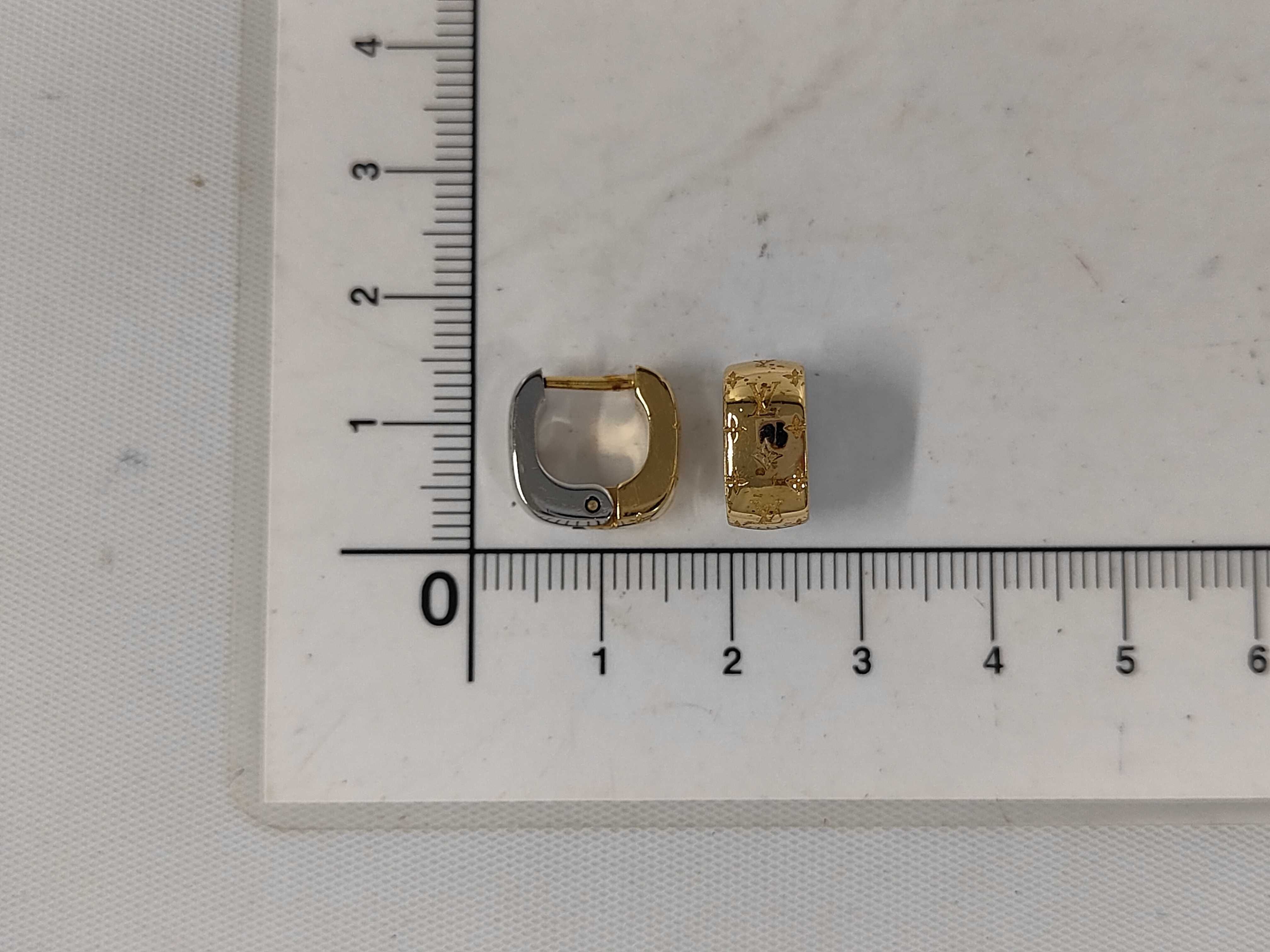 Boucles d'Oreilles Nanogram Earrings GP Gold Silver M00397 LE0222 Louis Vuitton Earrings — view 5
