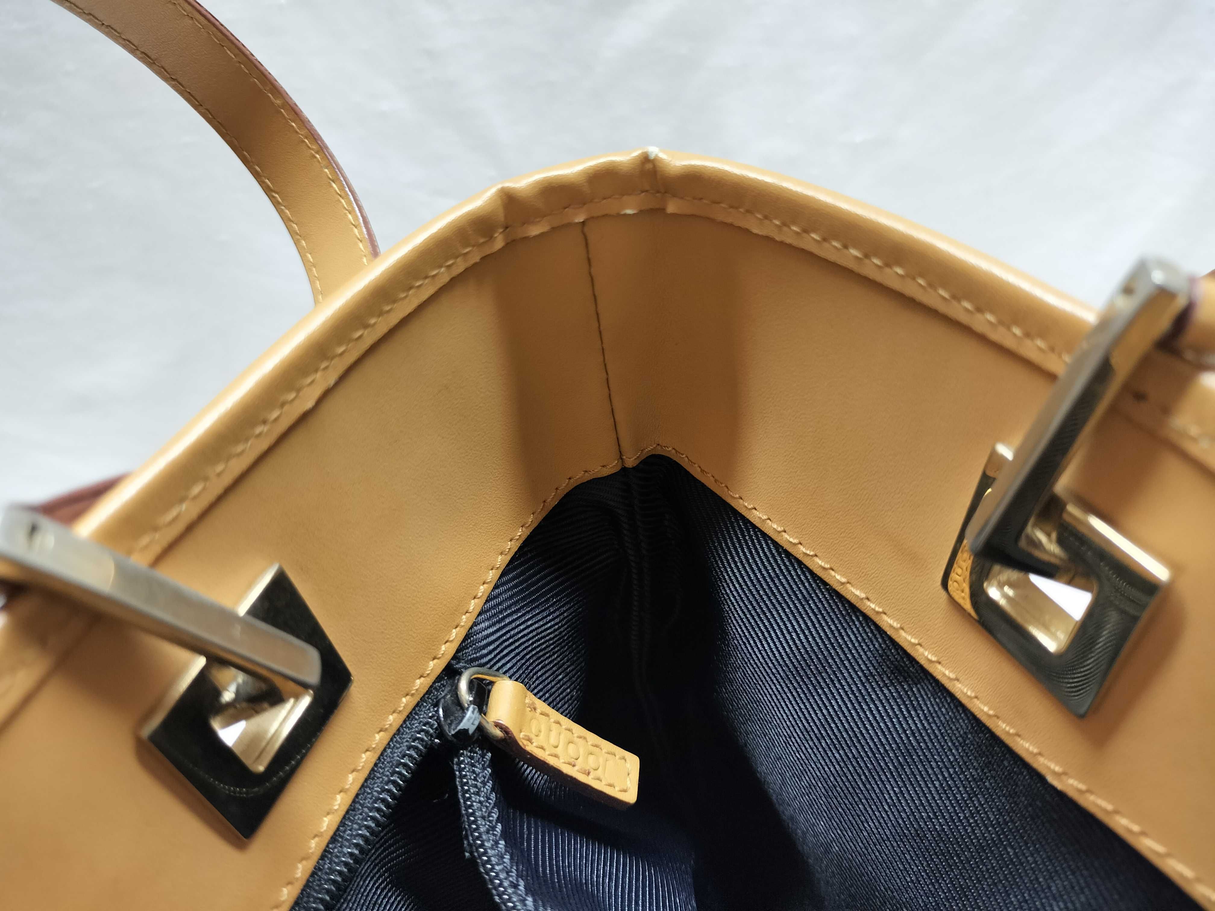 GG Shoulder Bag — view 14