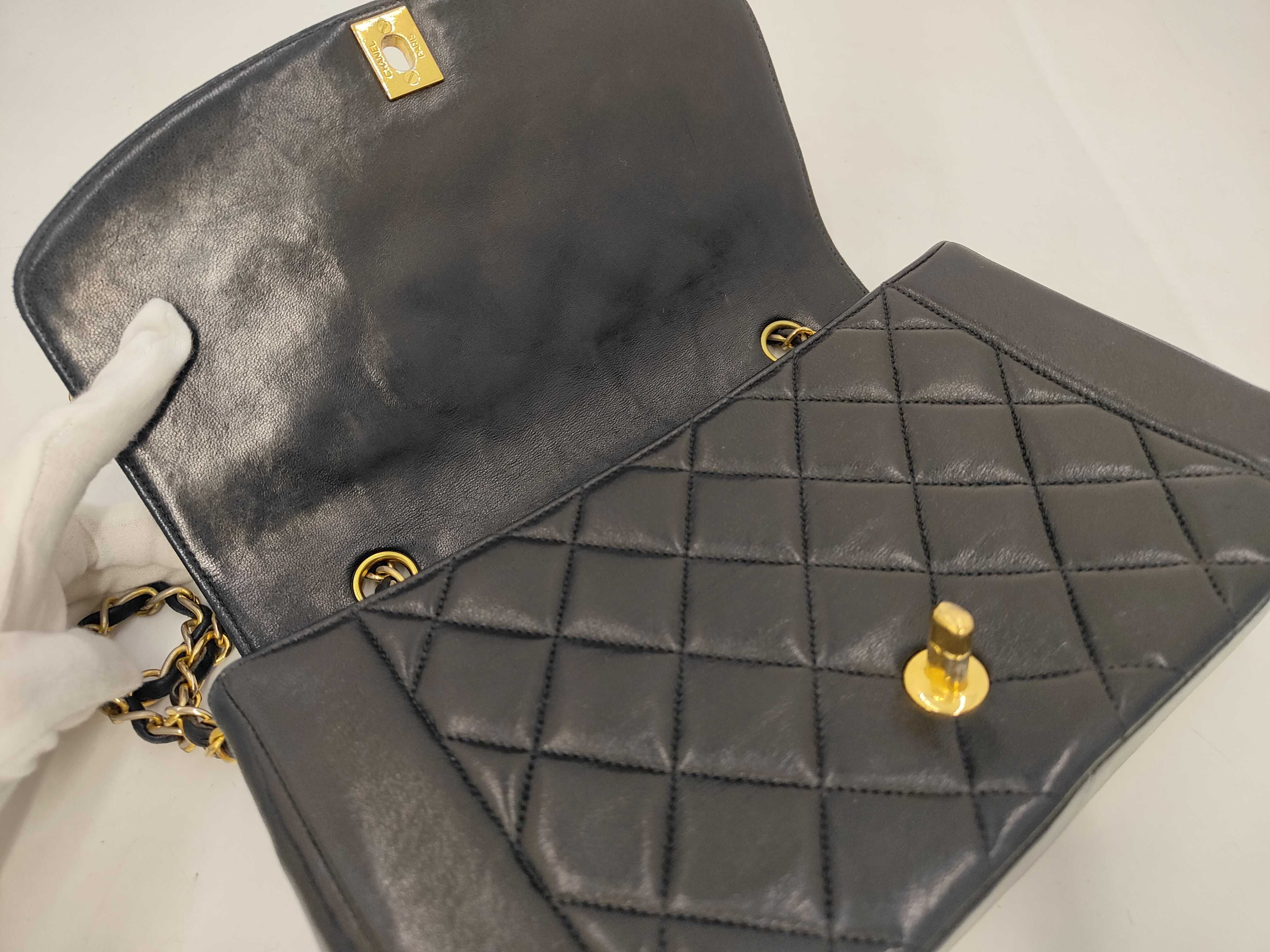 Diana Matelassé 25 2377018 (Serial Number 2) Shoulder Bag — view 7