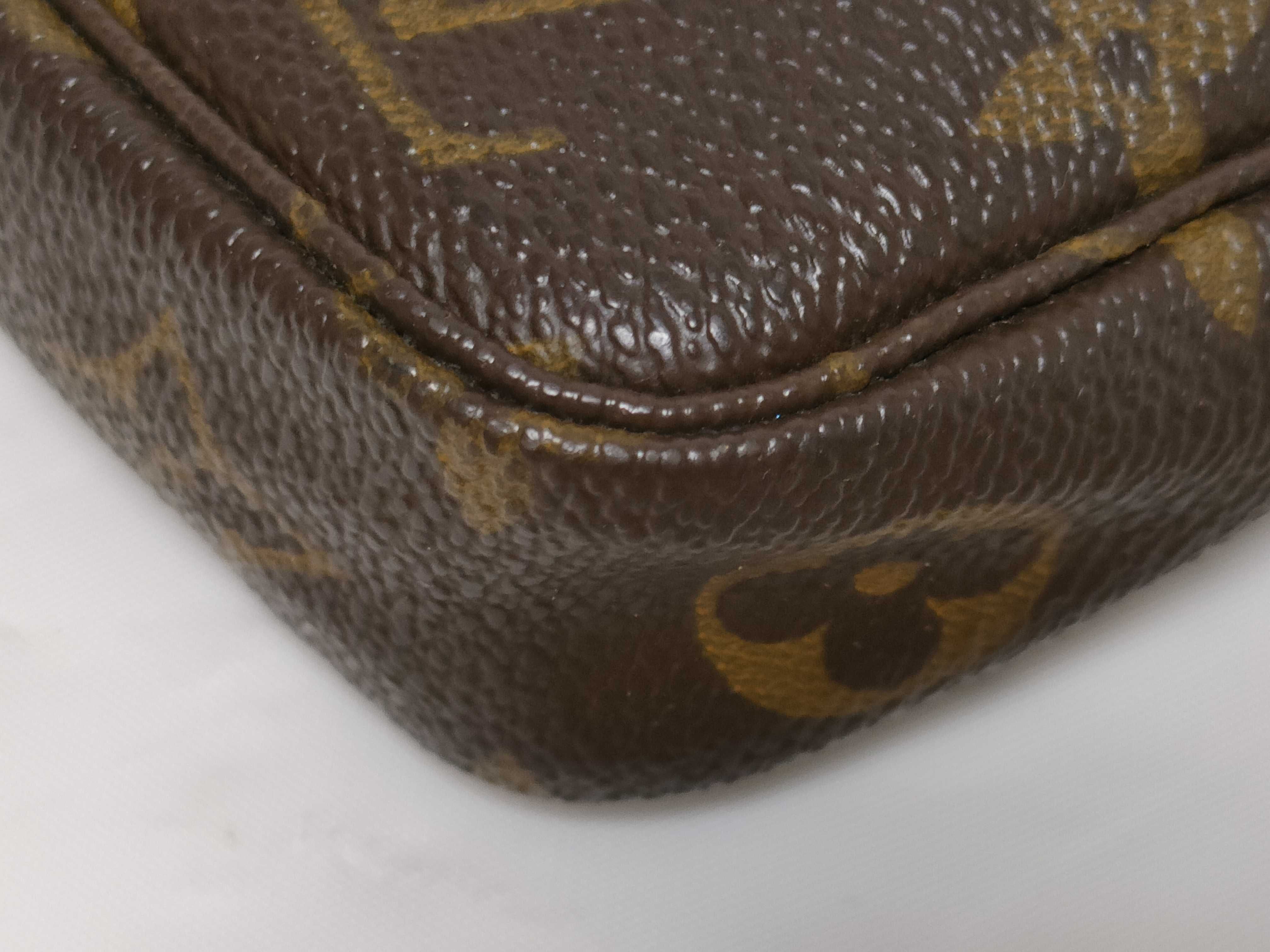 Monogram M51980 Pochette Accessoires Handbag — view 6