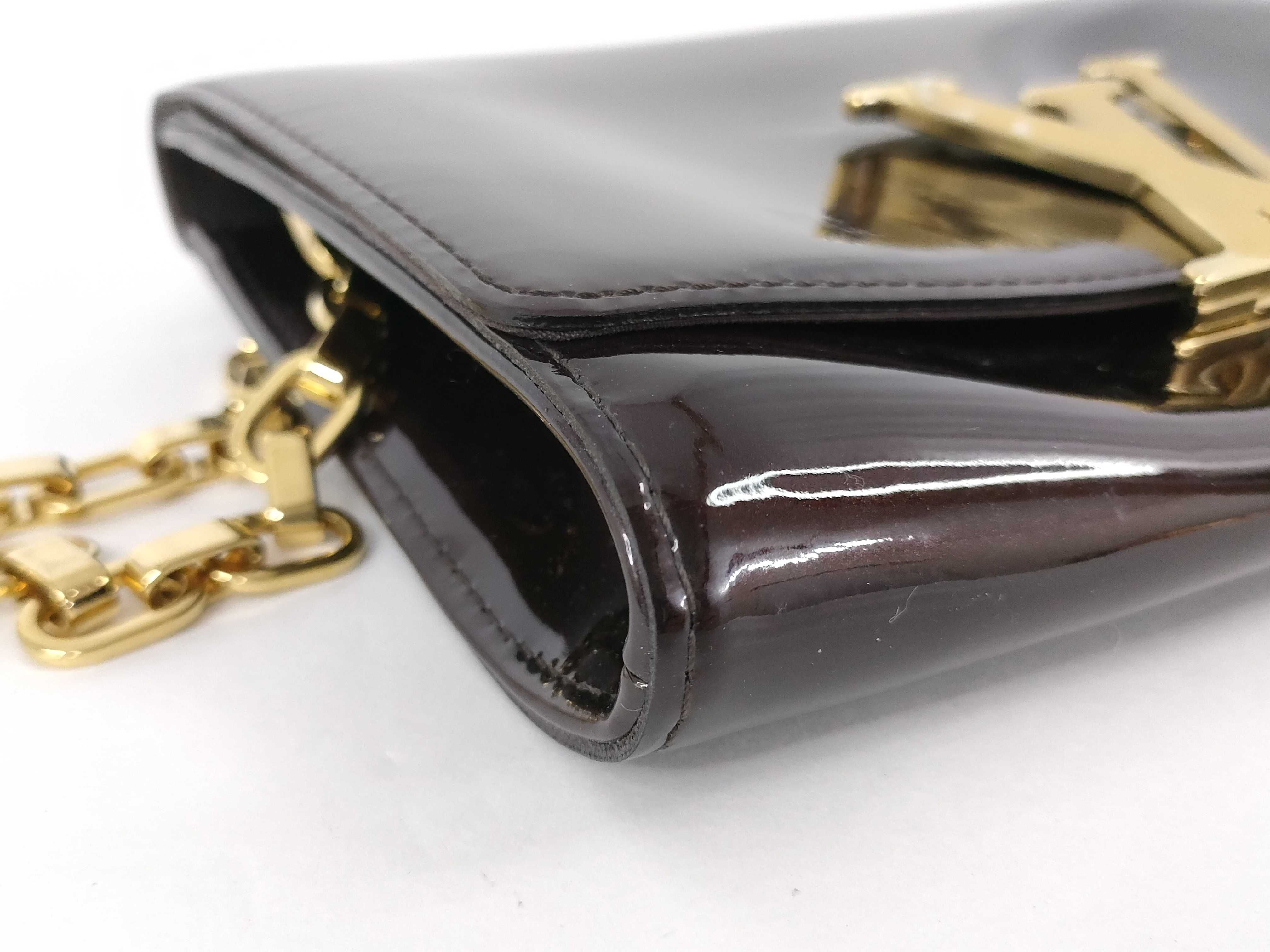 Vernis Flap Long Wallet Shoulder Bag — view 6