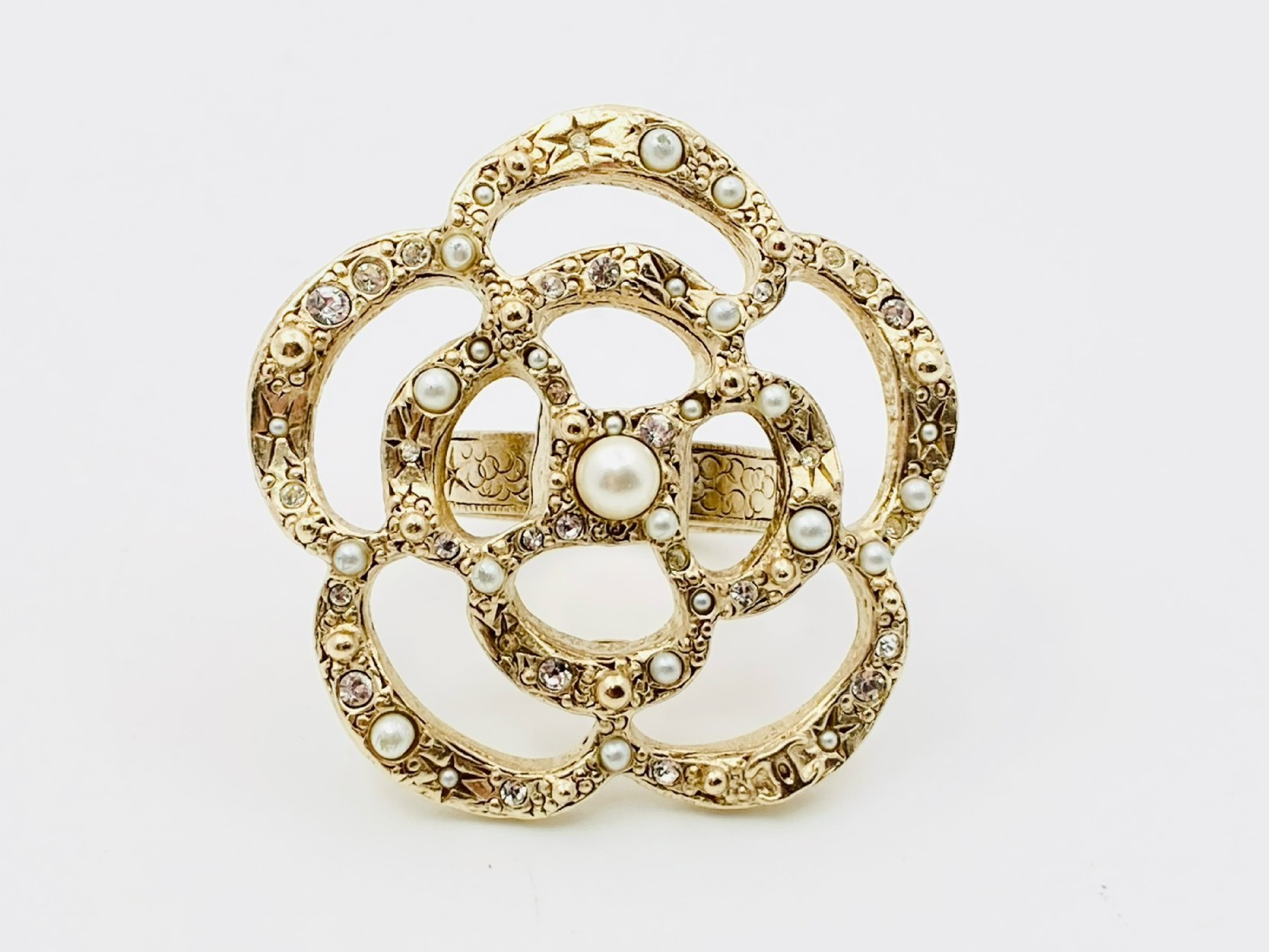 Coco Mark Camellia Rhinestone x Faux Pearl Ring A13P
