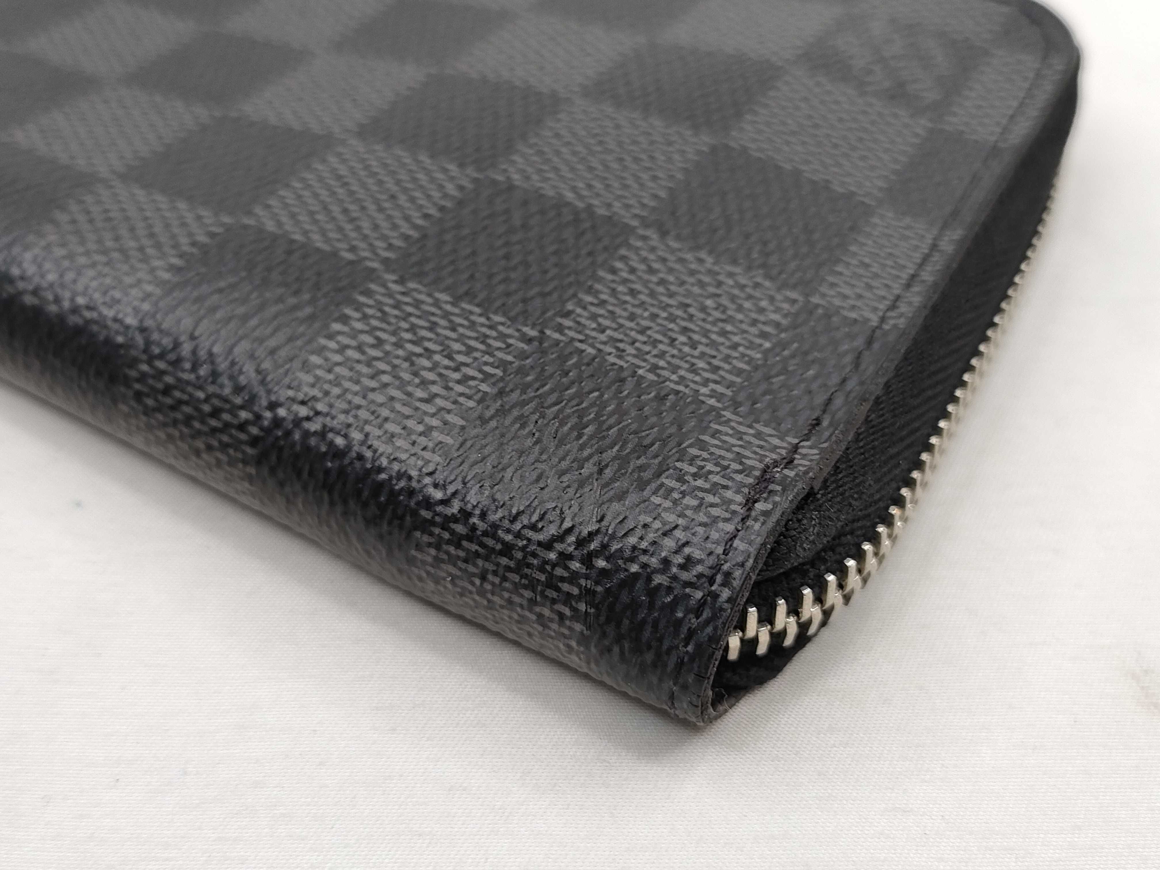 Damier Graphite Vertical Wallet — view 3