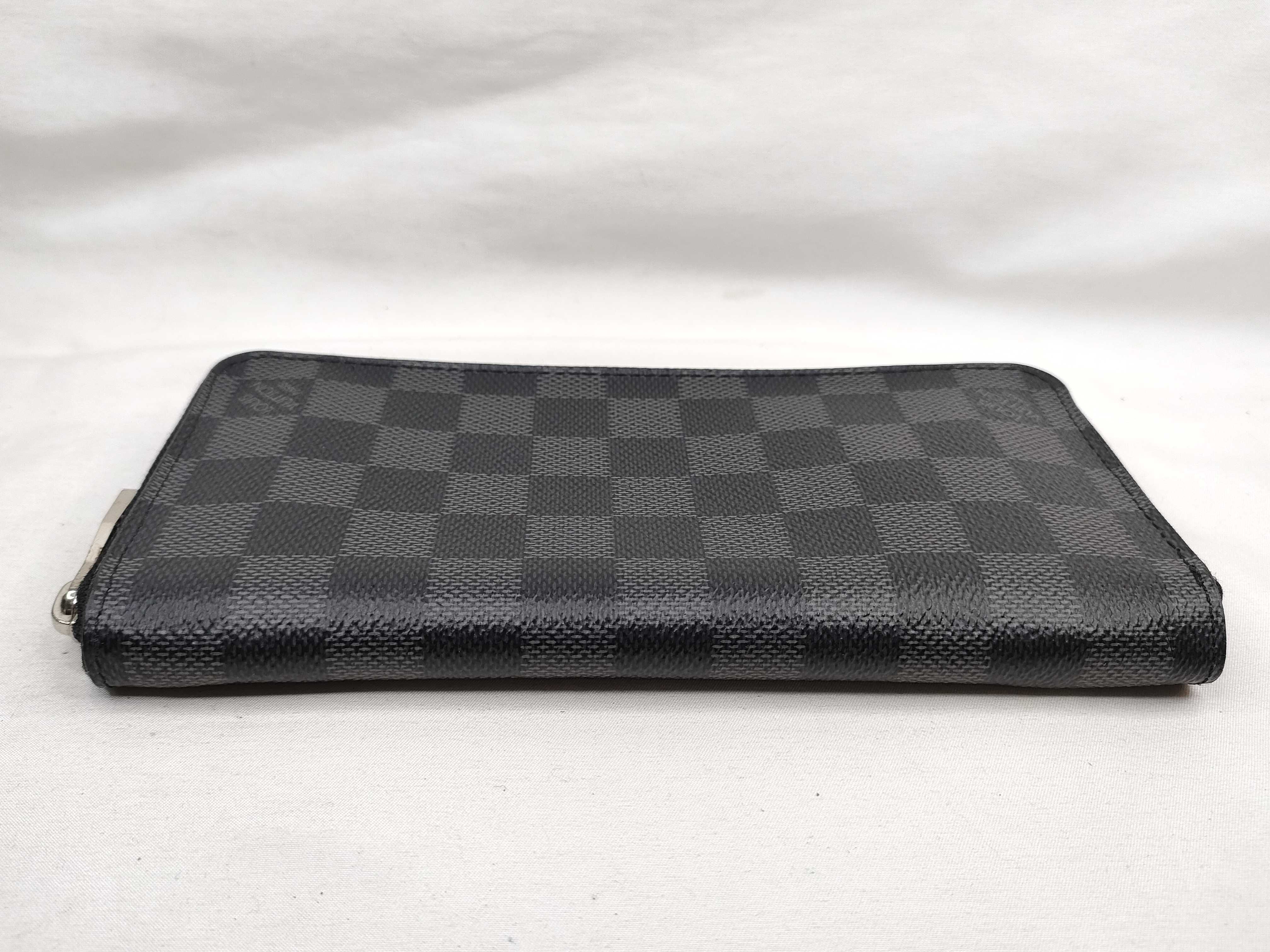 Damier Graphite Vertical Wallet — view 4