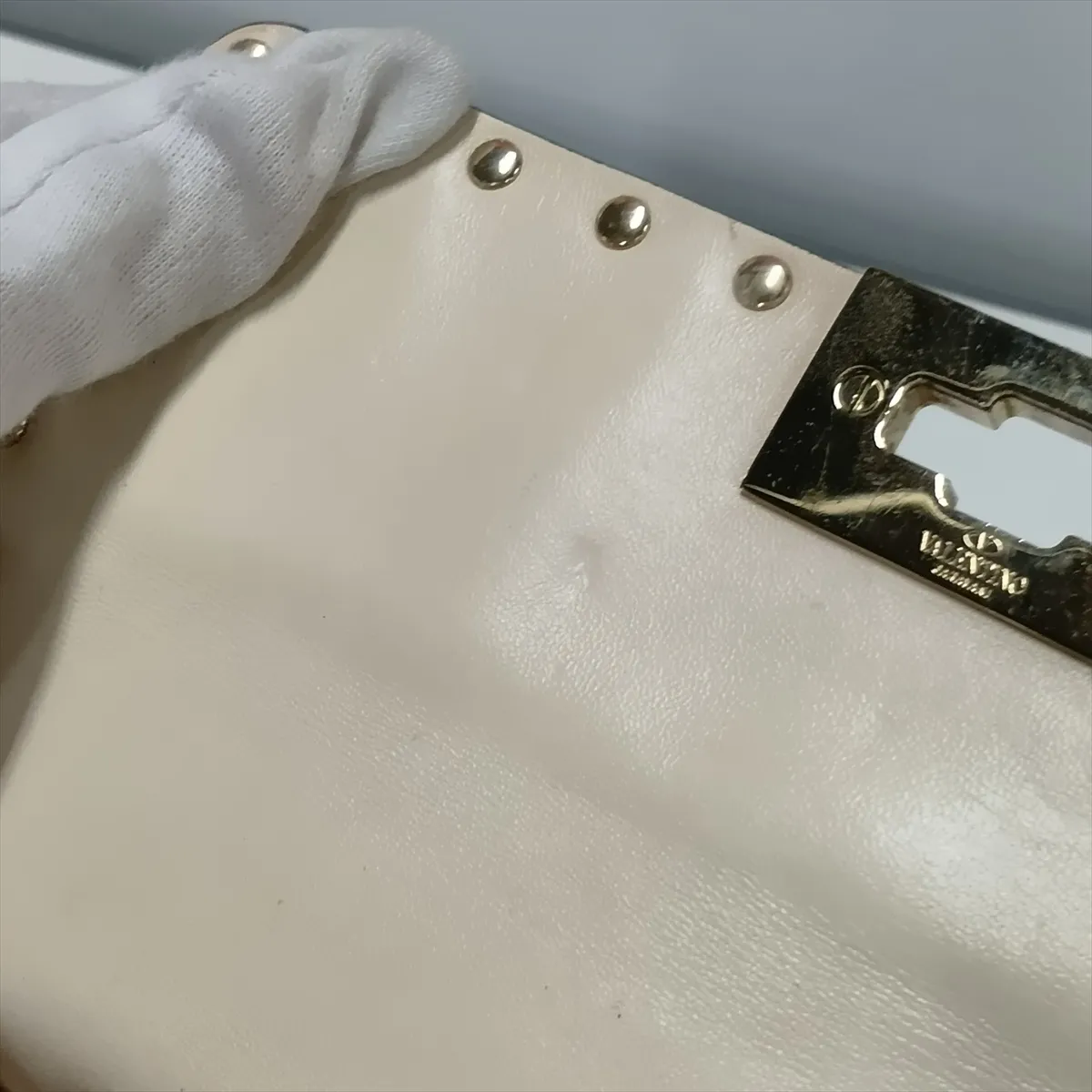 Rockstud Leather x Stud 2-Way Handbag, Beige — view 15