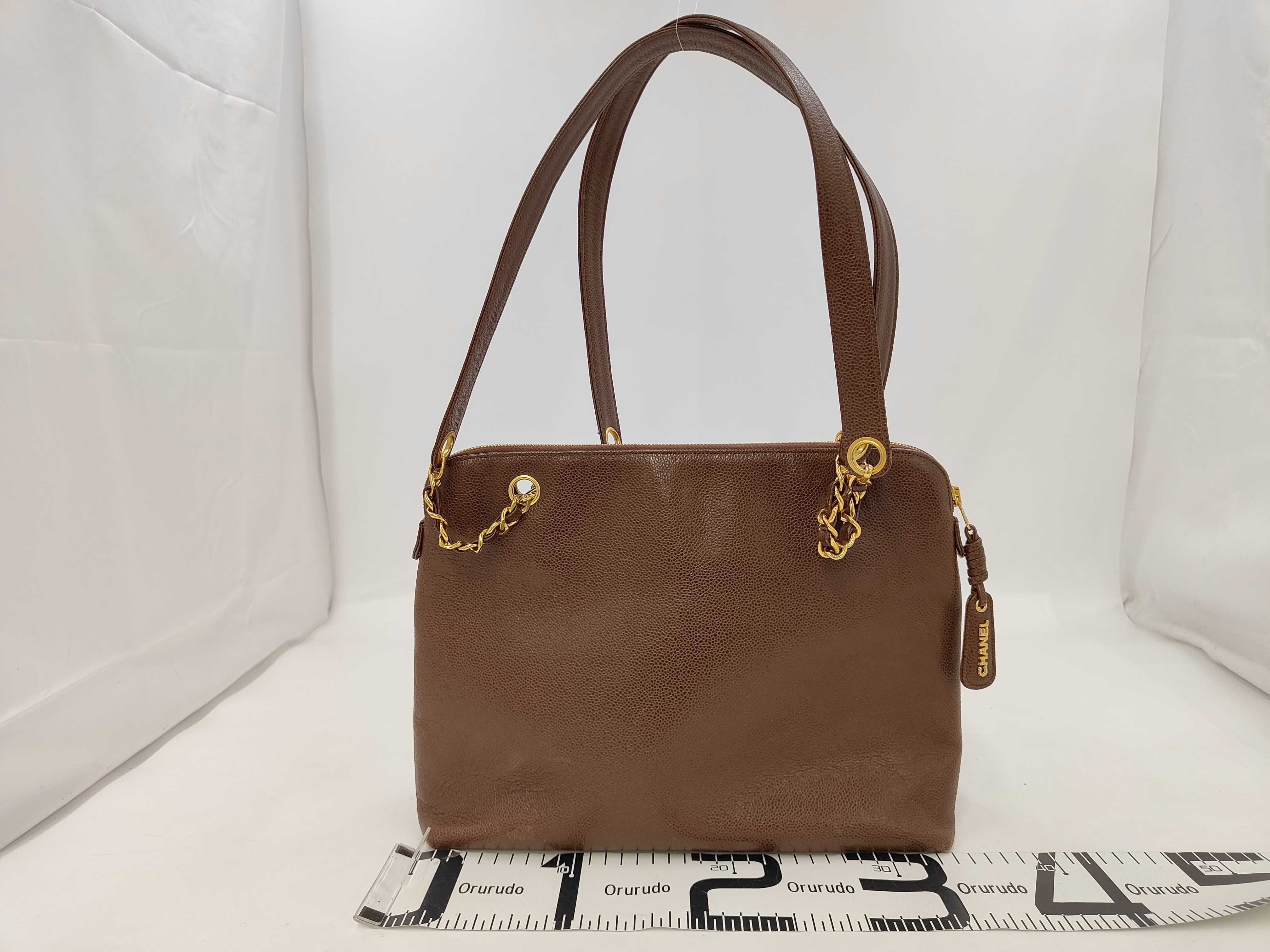 Caviar Chain Tote Bag (Brown) — view 2