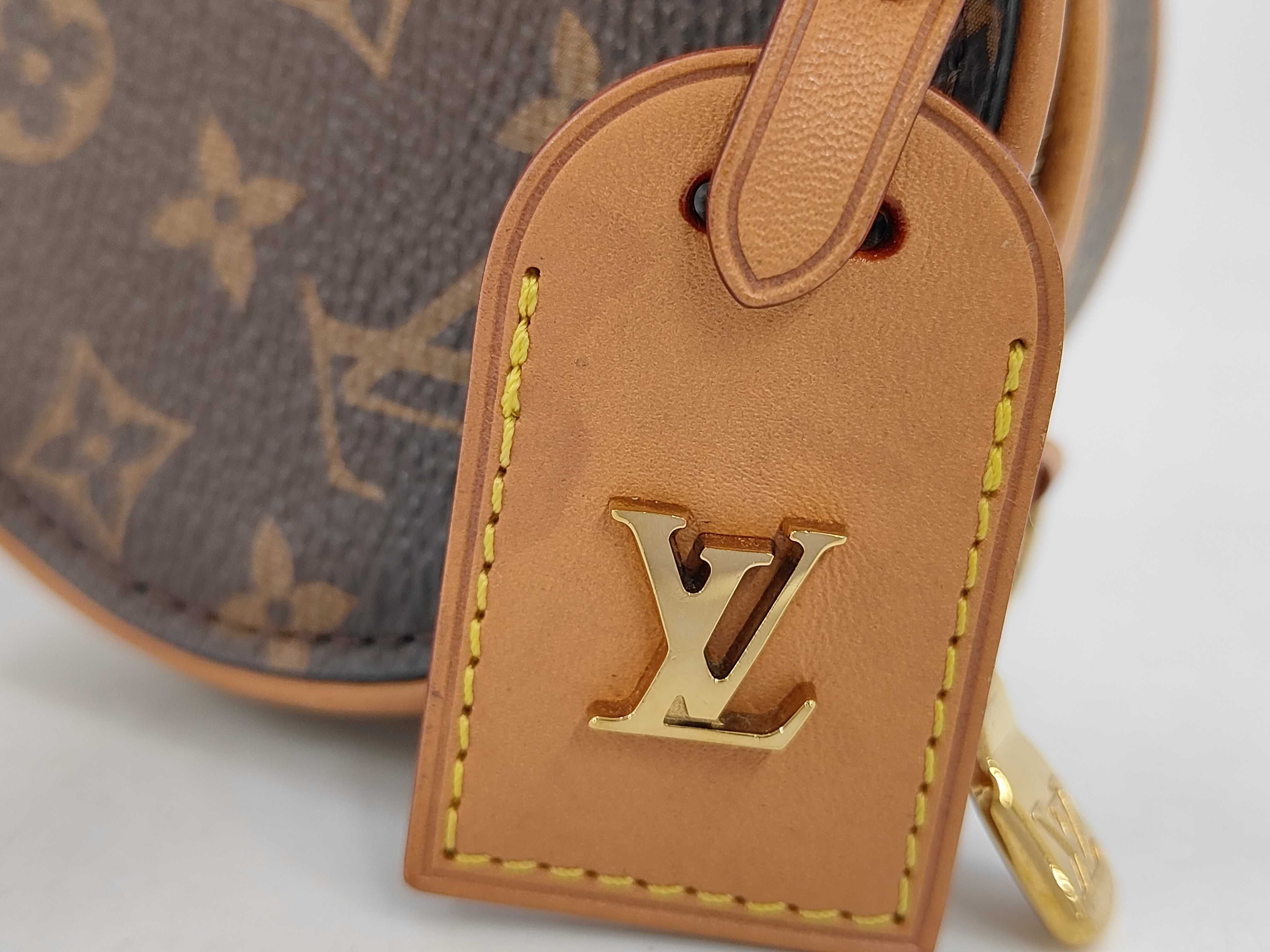 Monogram Boite Chain Shoulder Bag M68570 Shoulder Bag — view 11