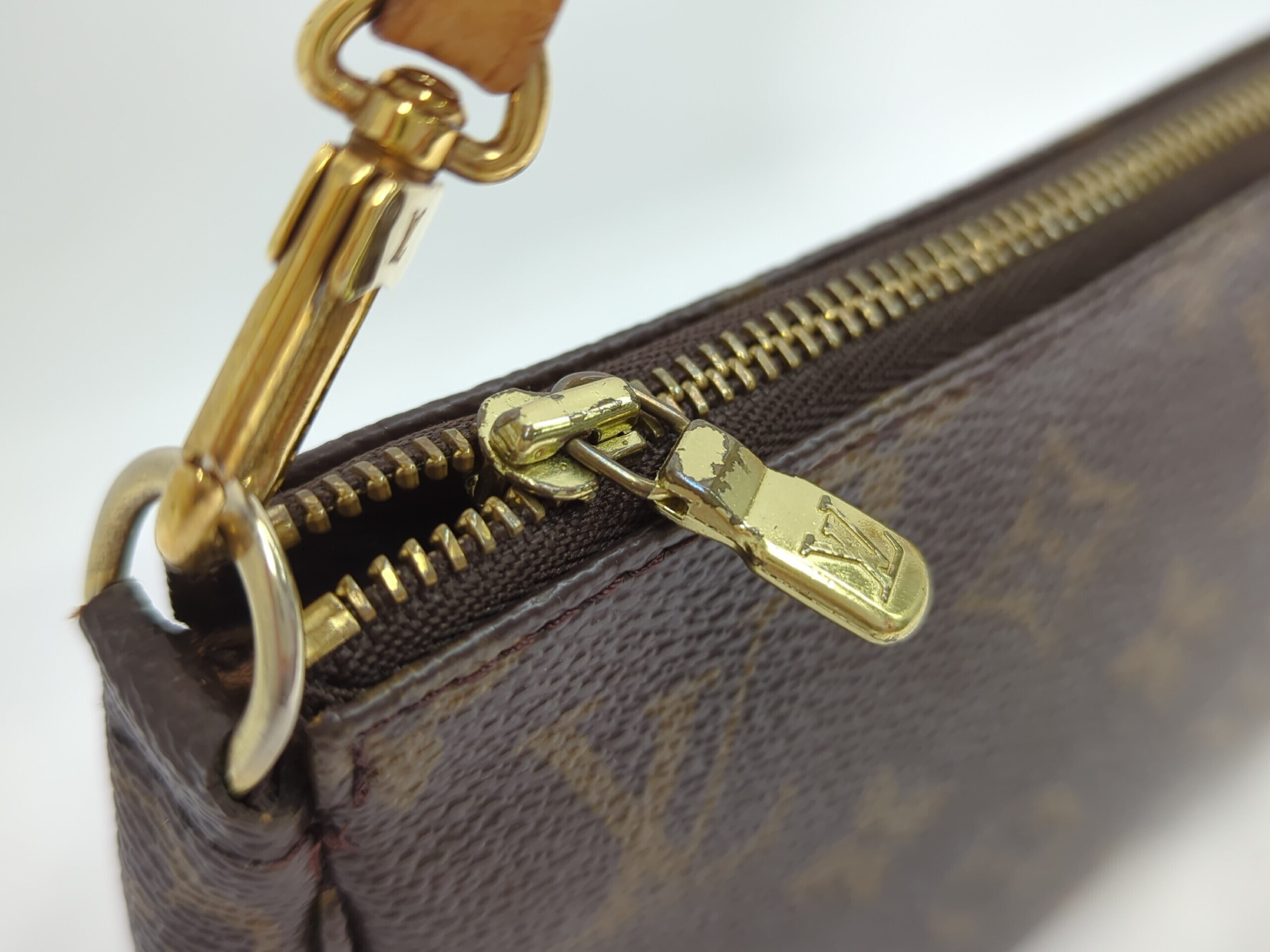 M51980 Monogram Pochette Accessoires Handbag — view 8
