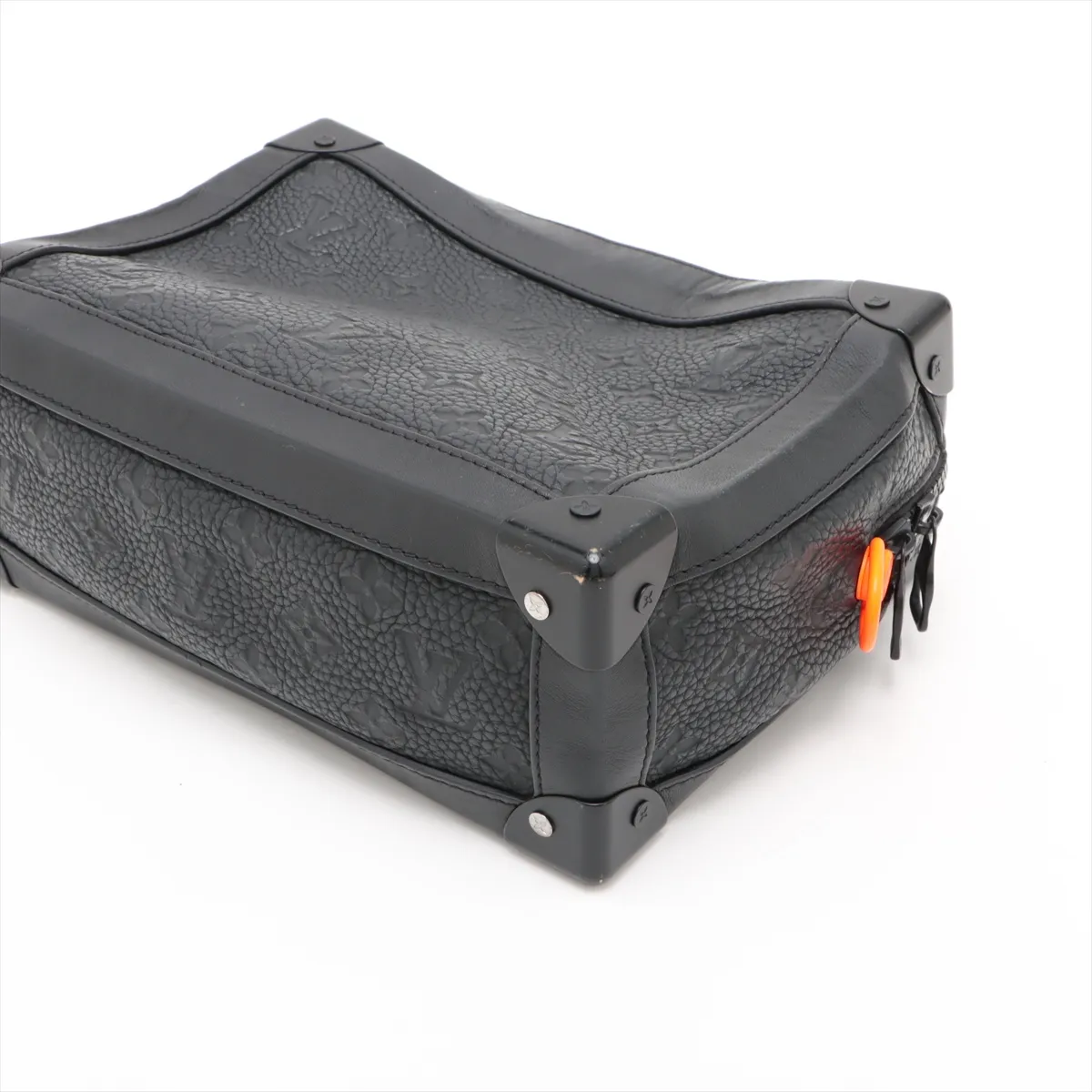 Taurillon Monogram Soft Trunk M53288 Black RFID Reactive — view 3