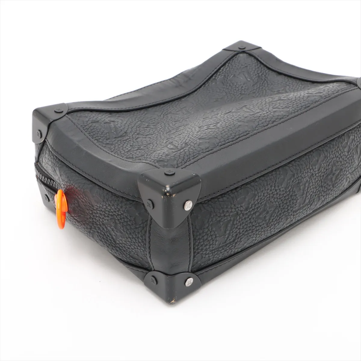 Taurillon Monogram Soft Trunk M53288 Black RFID Reactive — view 4