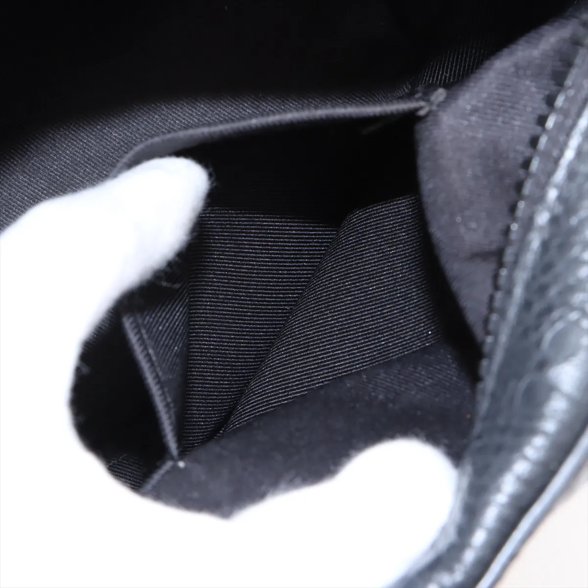 Taurillon Monogram Soft Trunk M53288 Black RFID Reactive — view 7