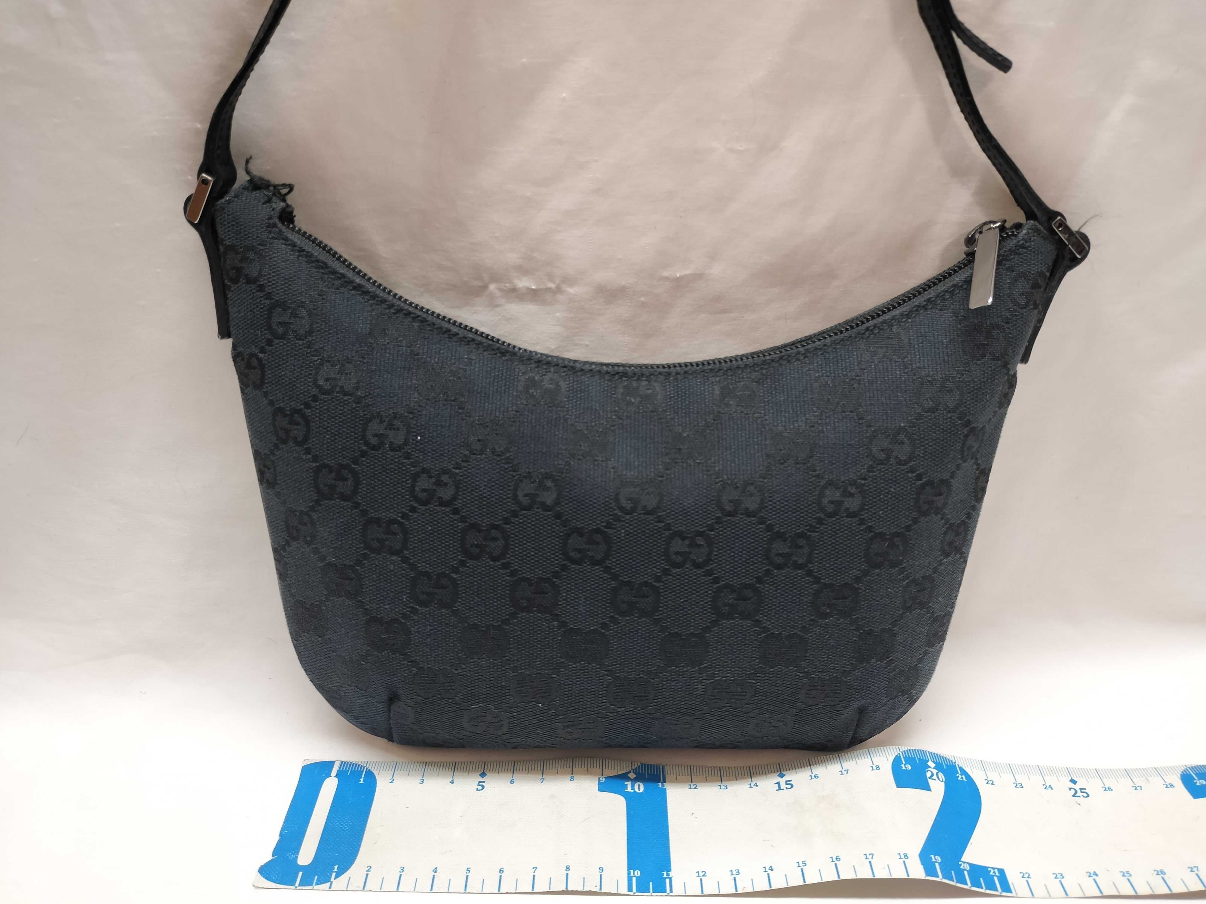 GG One-Shoulder Bag — view 2