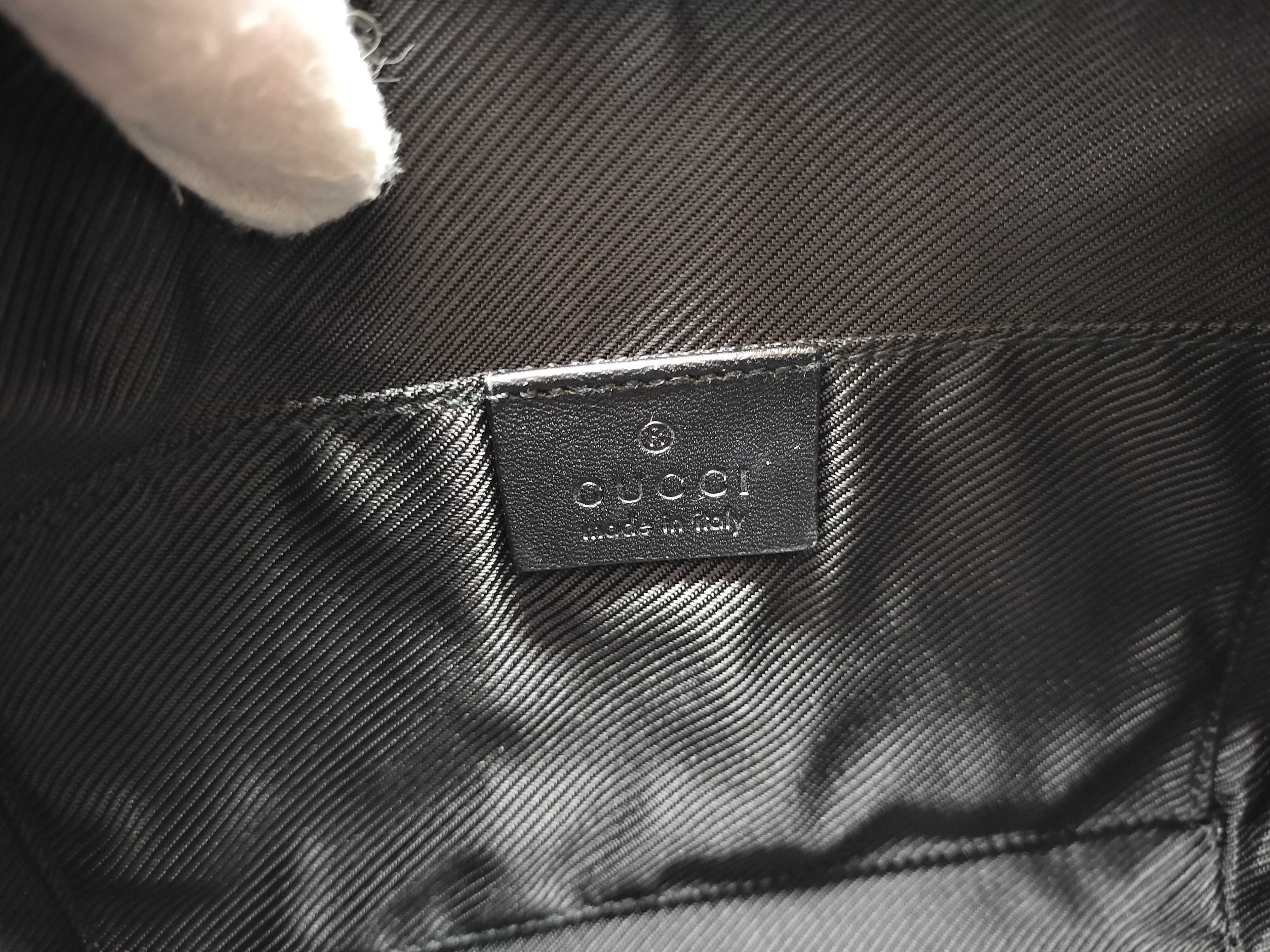 GG One-Shoulder Bag — view 14
