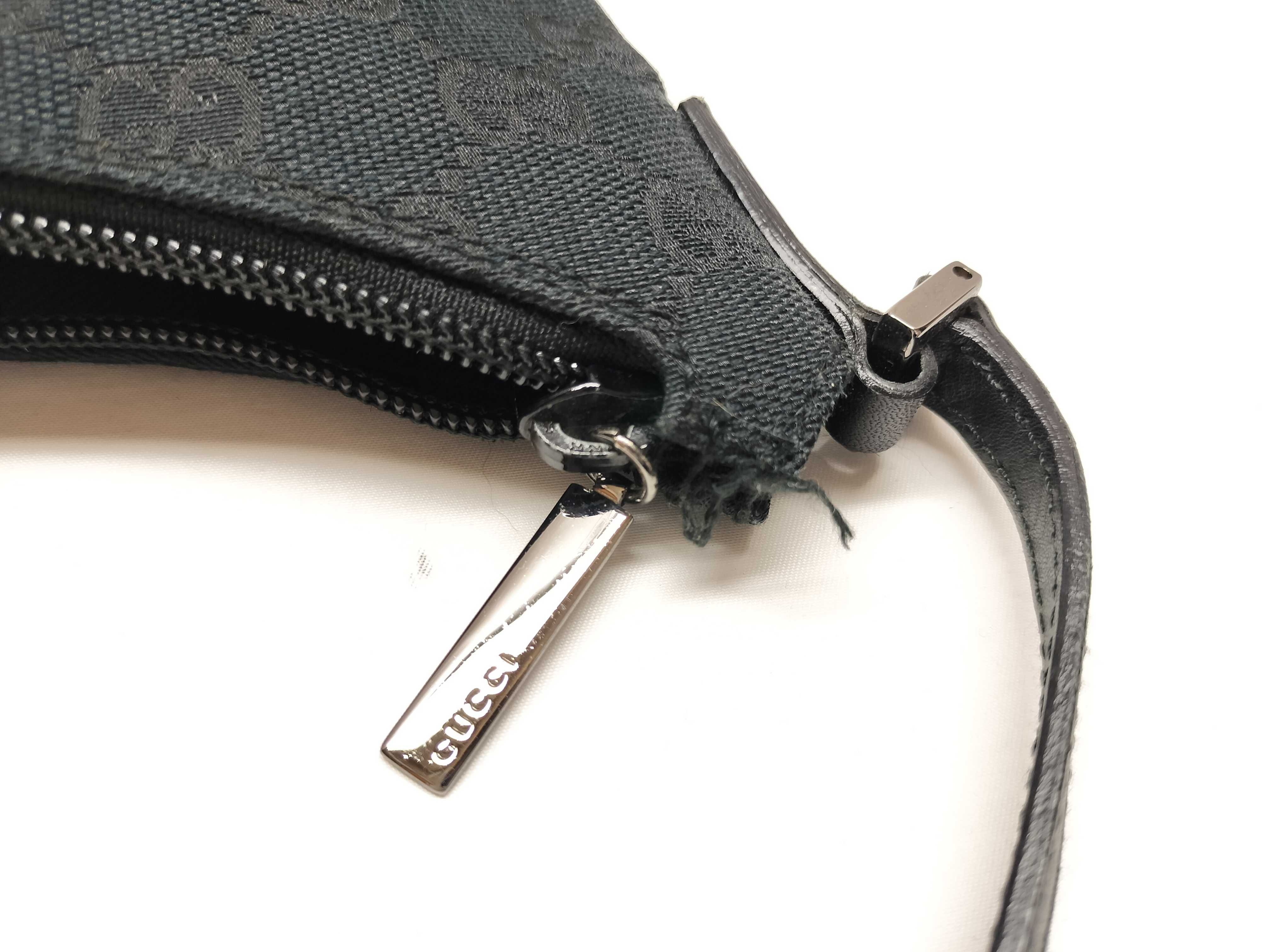 GG One-Shoulder Bag — view 15