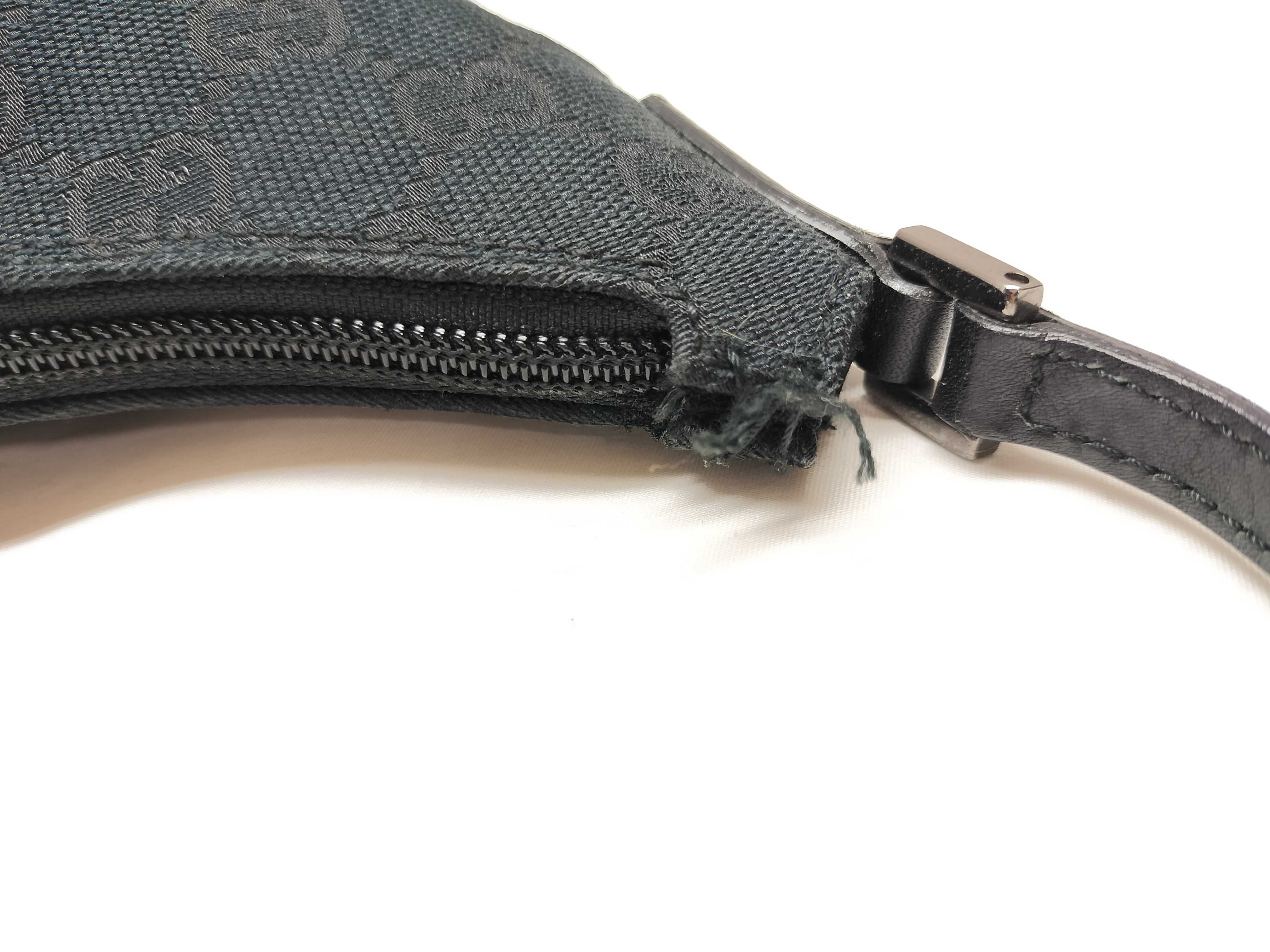 GG One-Shoulder Bag — view 9