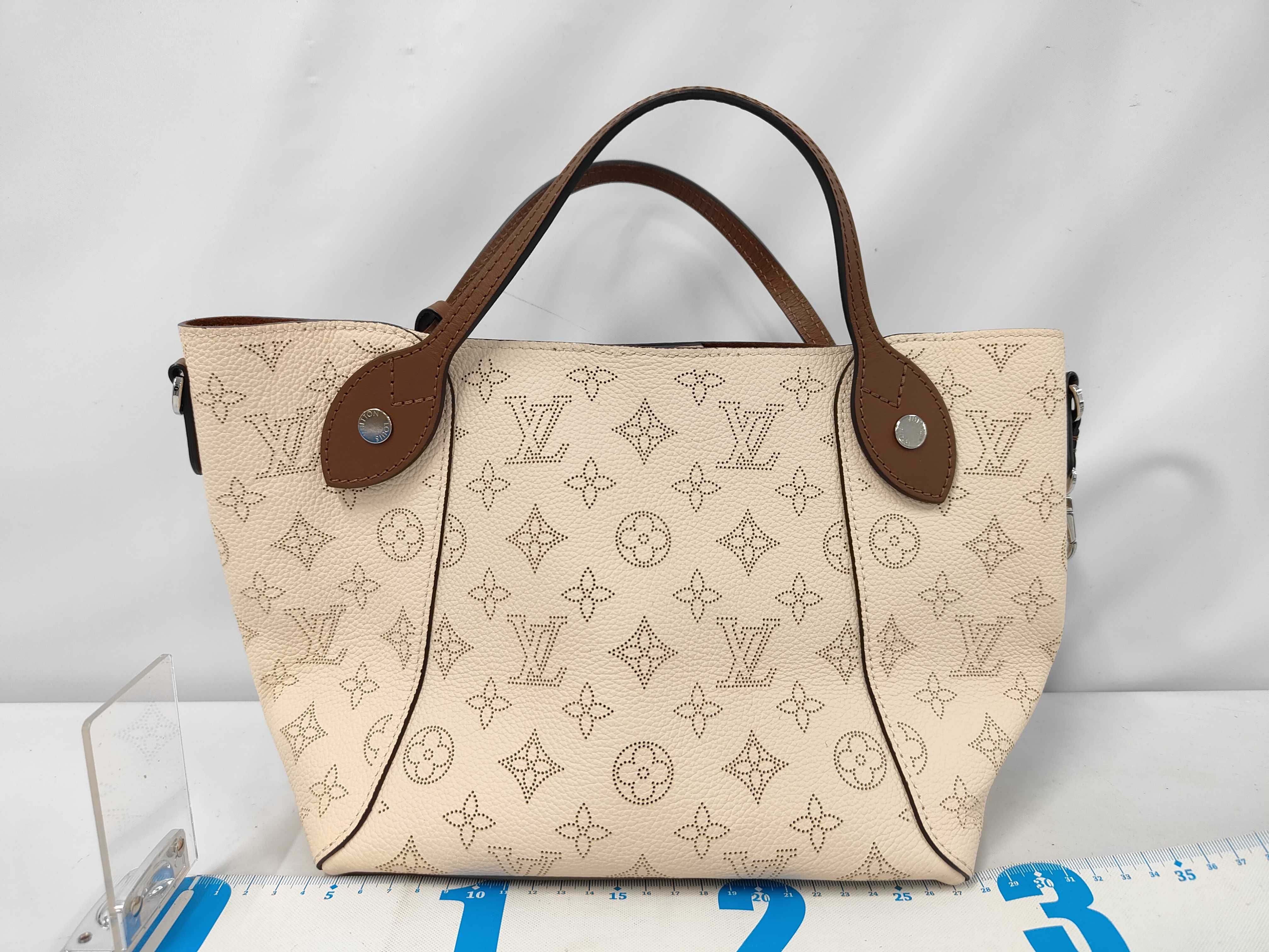 Mahina Hina Tote Bag — view 2
