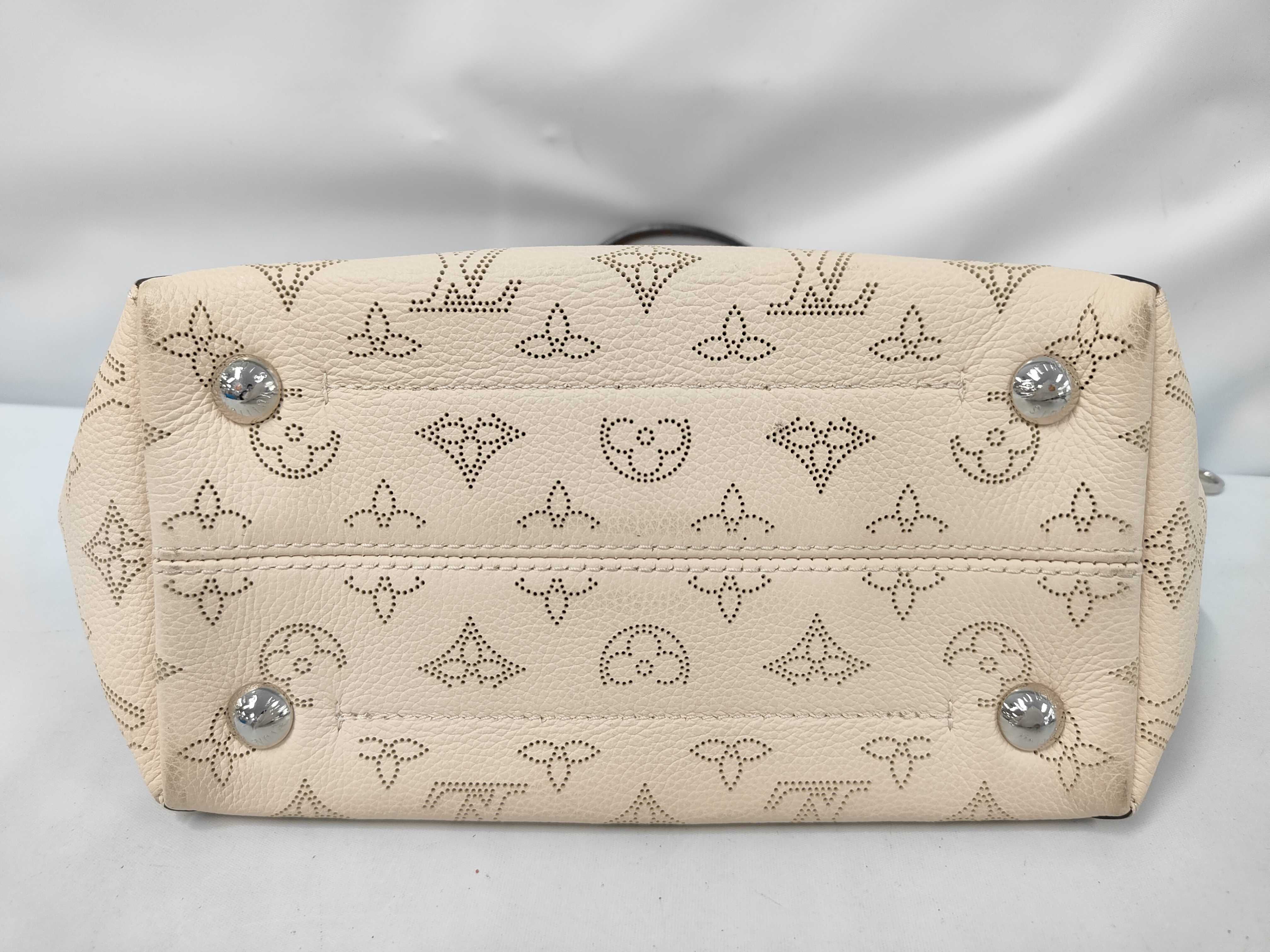 Mahina Hina Tote Bag — view 3