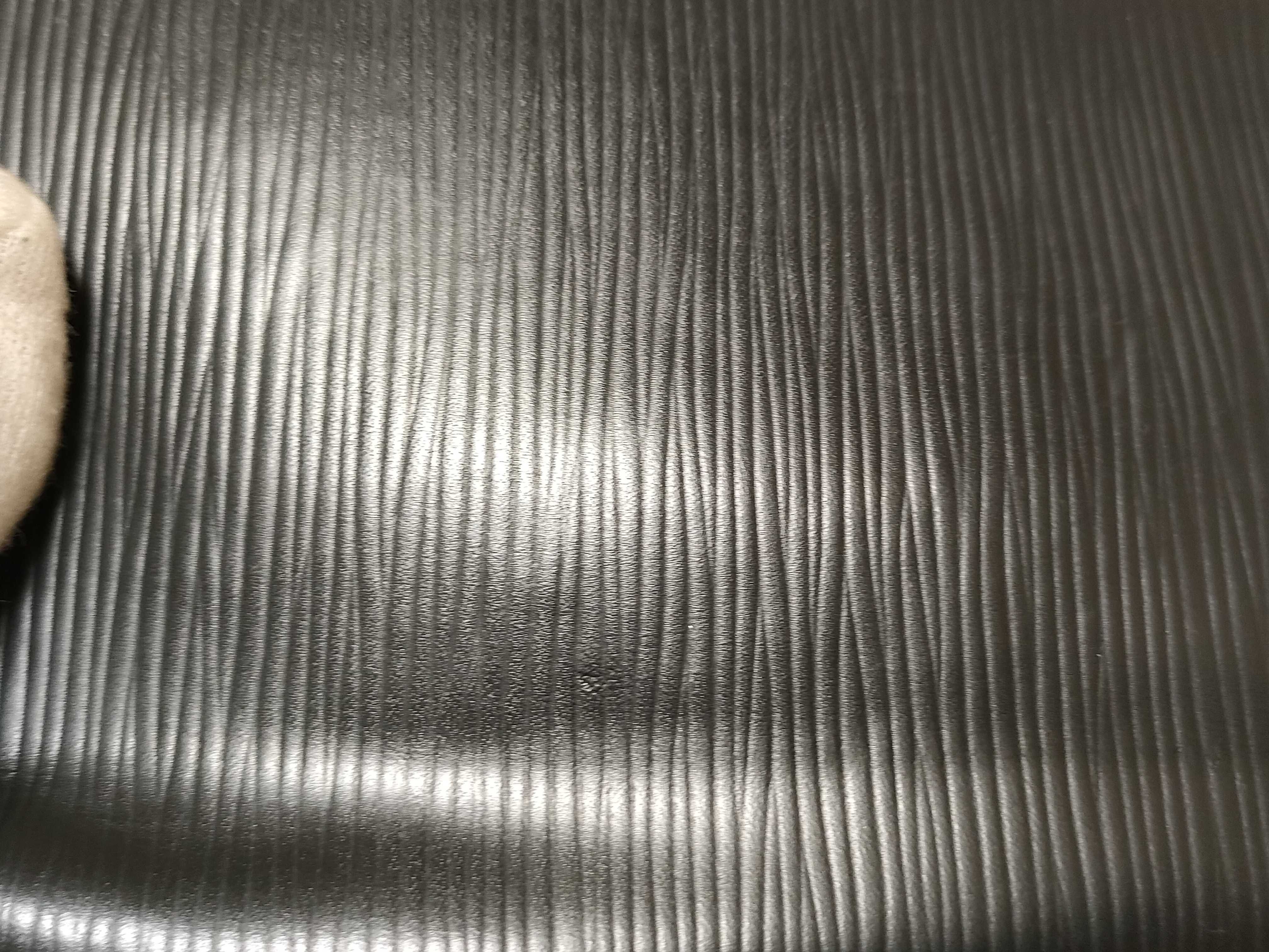 Epi Zippy Vertical Wallet with IC Tag and Silver Hardware (LM3210) — view 14
