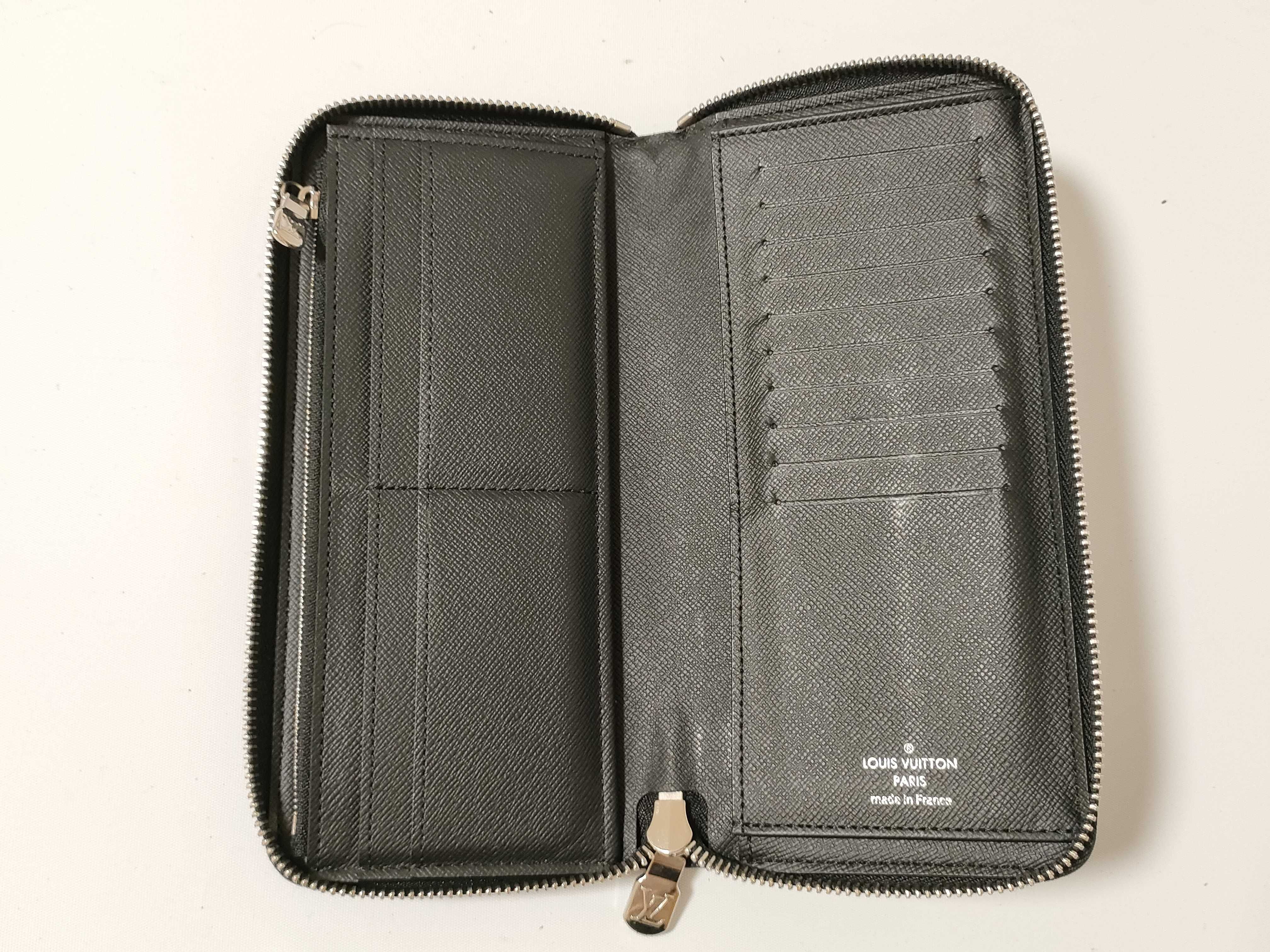 Epi Zippy Vertical Wallet with IC Tag and Silver Hardware (LM3210) — view 10