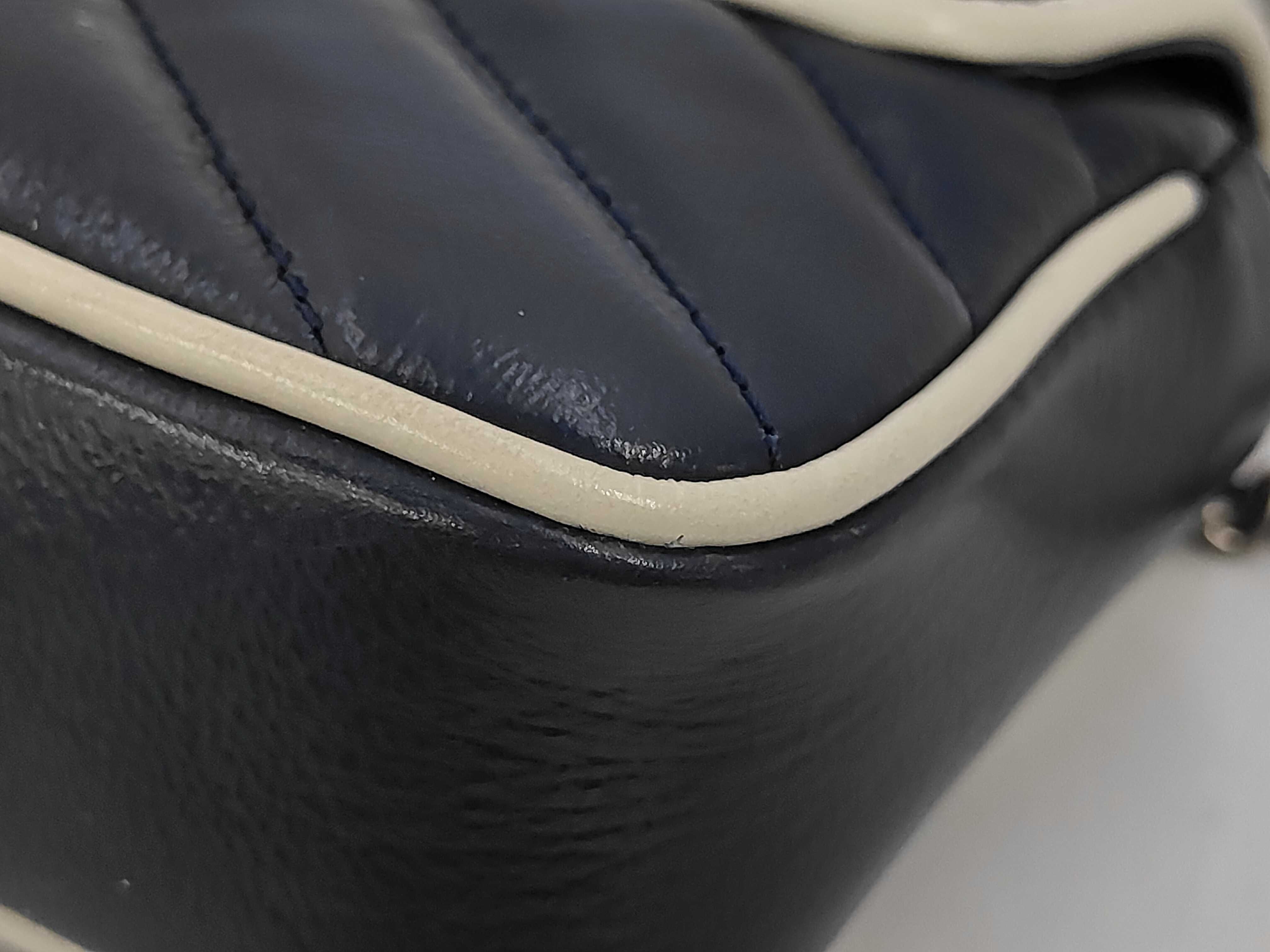 574969 Shoulder Bag — view 3