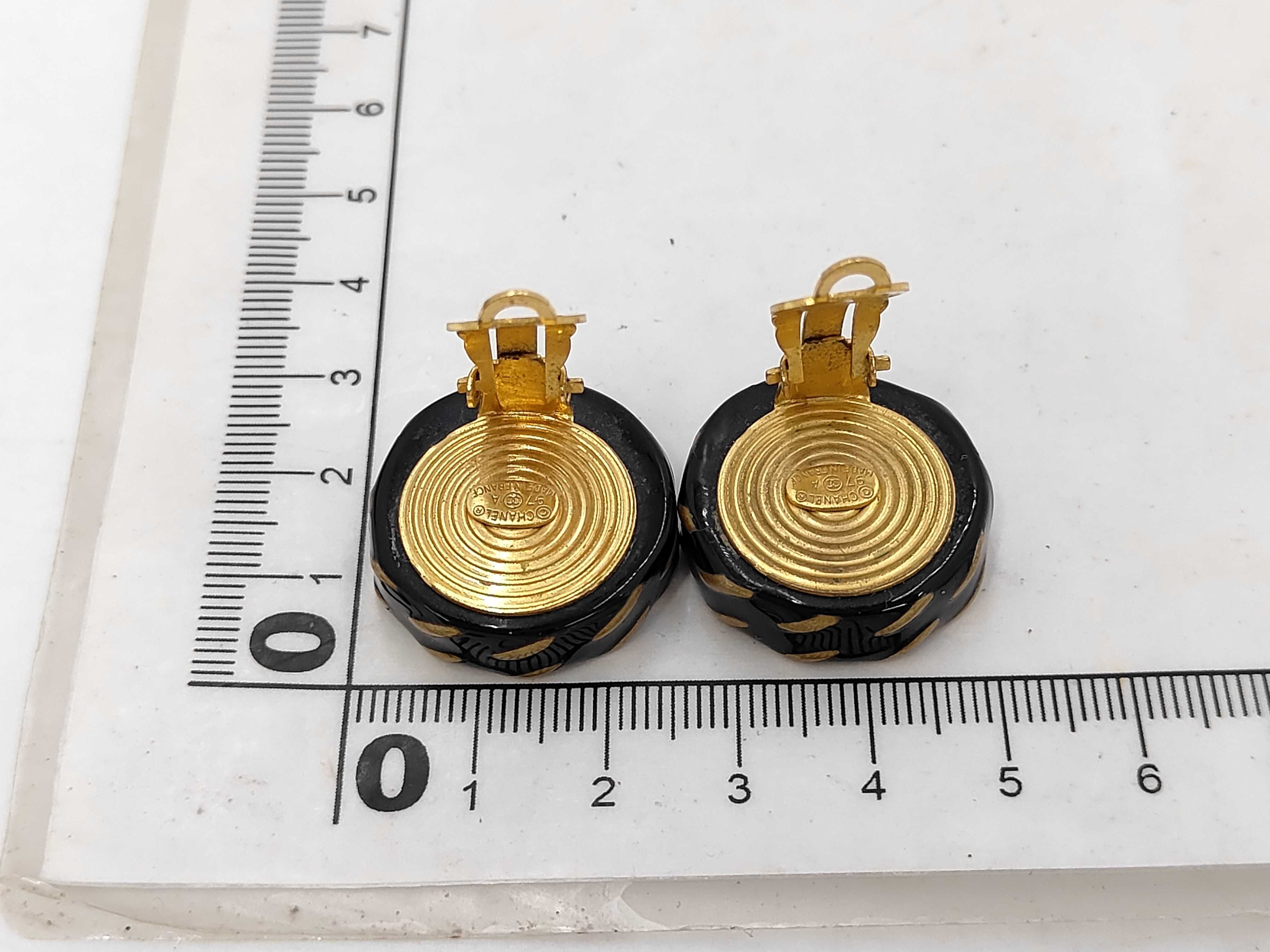 earrings — view 2