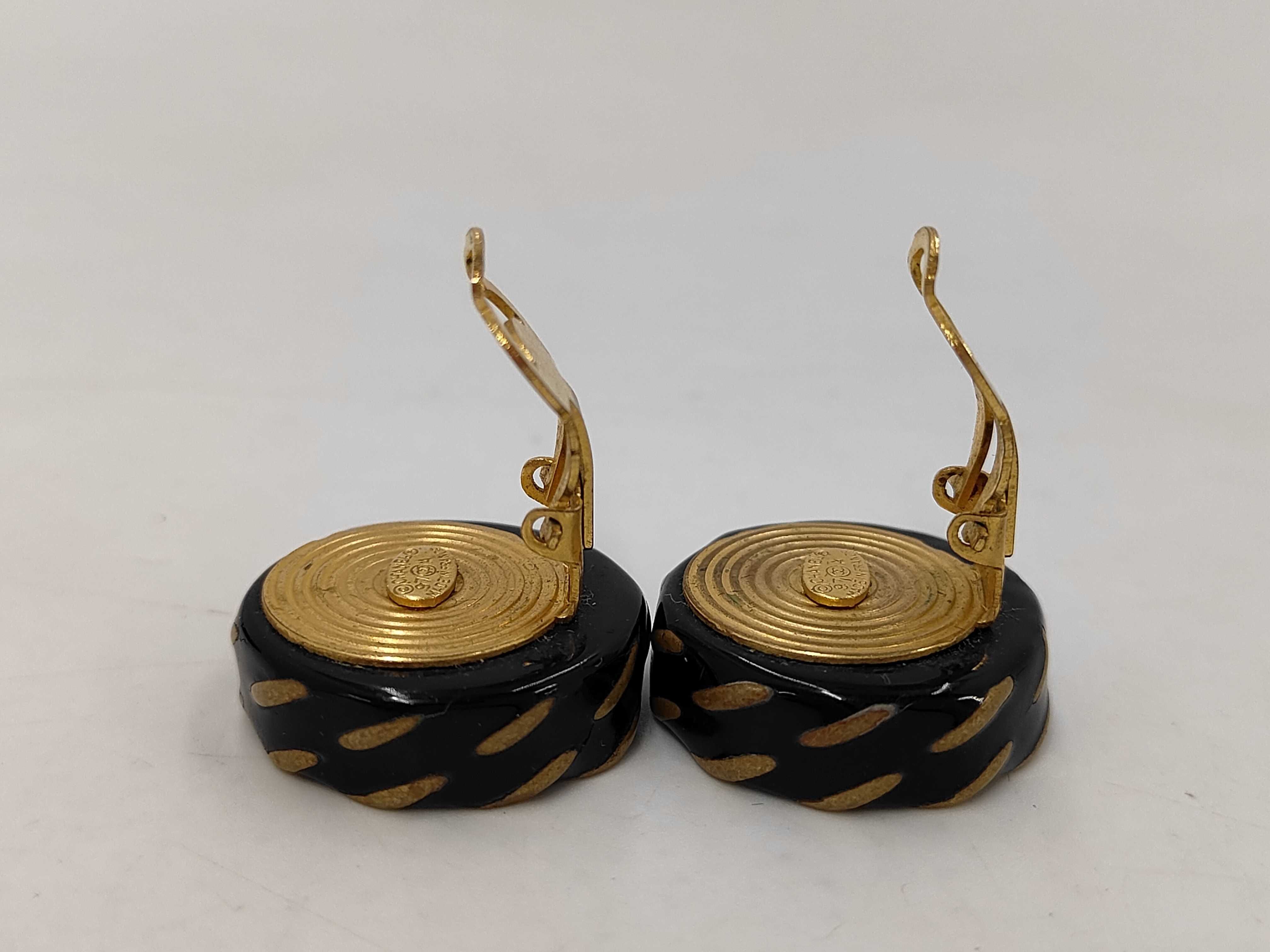 earrings — view 3