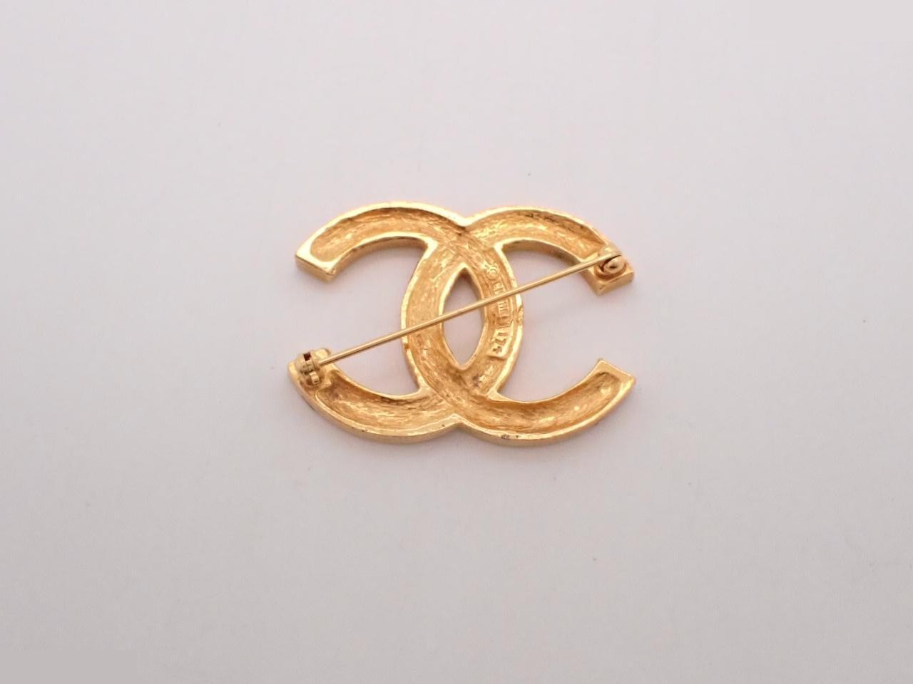 GP Brooch — view 2