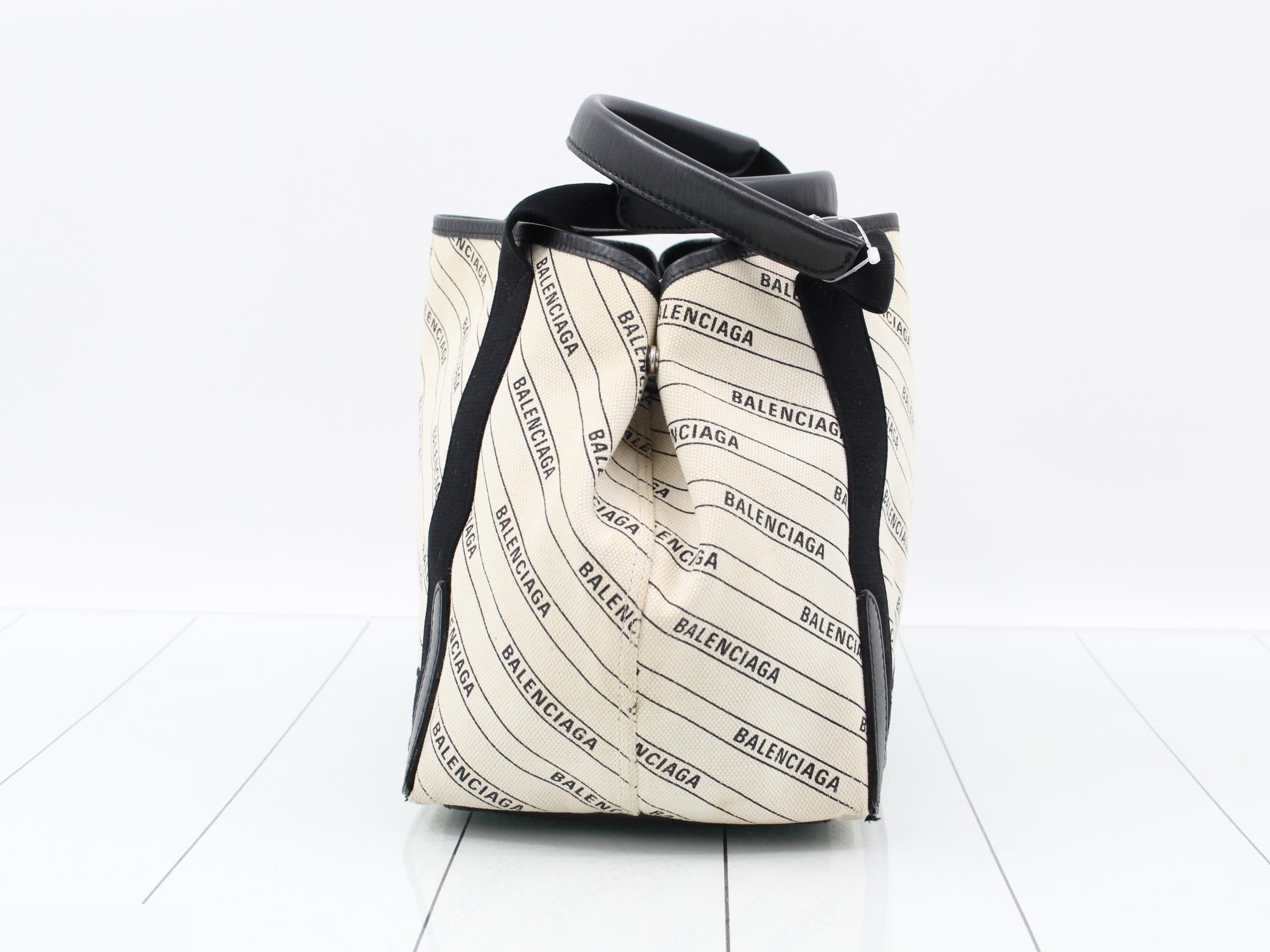 Navy Cabas with pouch — view 3