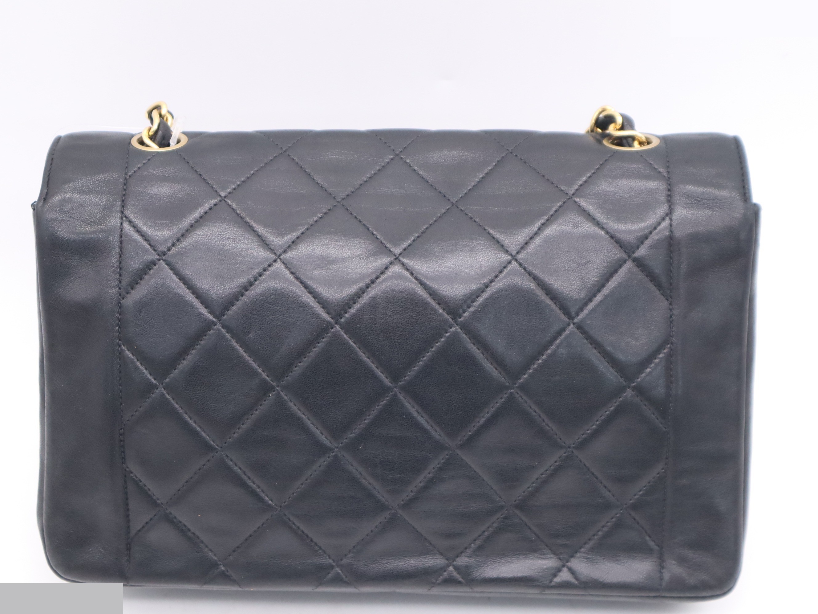 Chain shoulder bag, black, gold hardware, card/sticker included, item number 5604468 — view 2