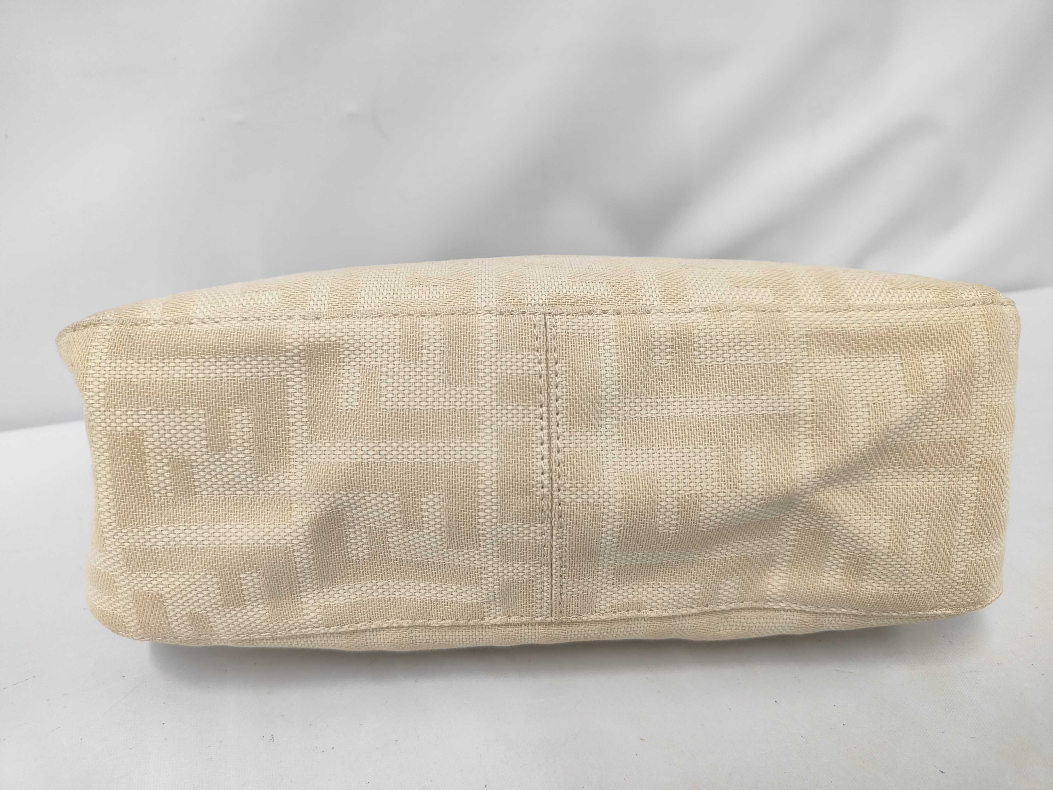 Mamma Shoulder Bag — view 3