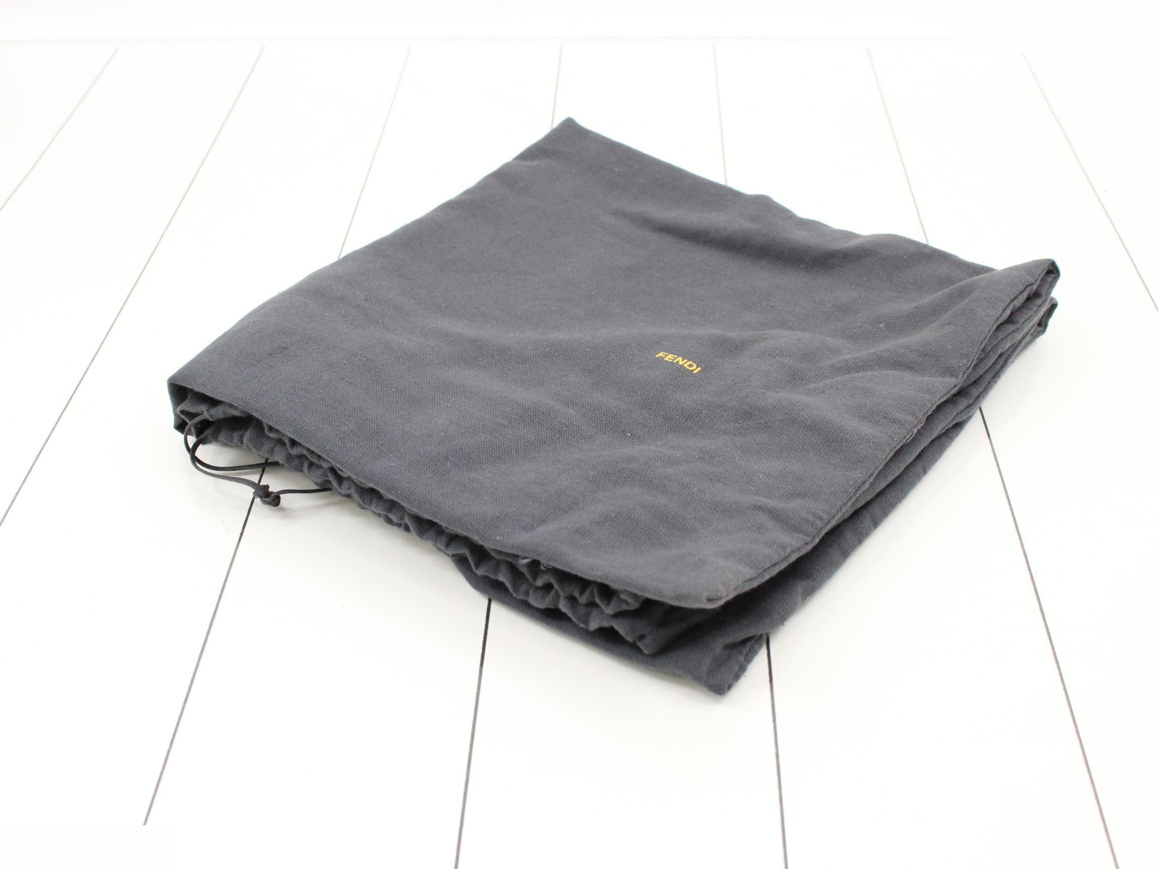 Mia Chain Bag — view 7