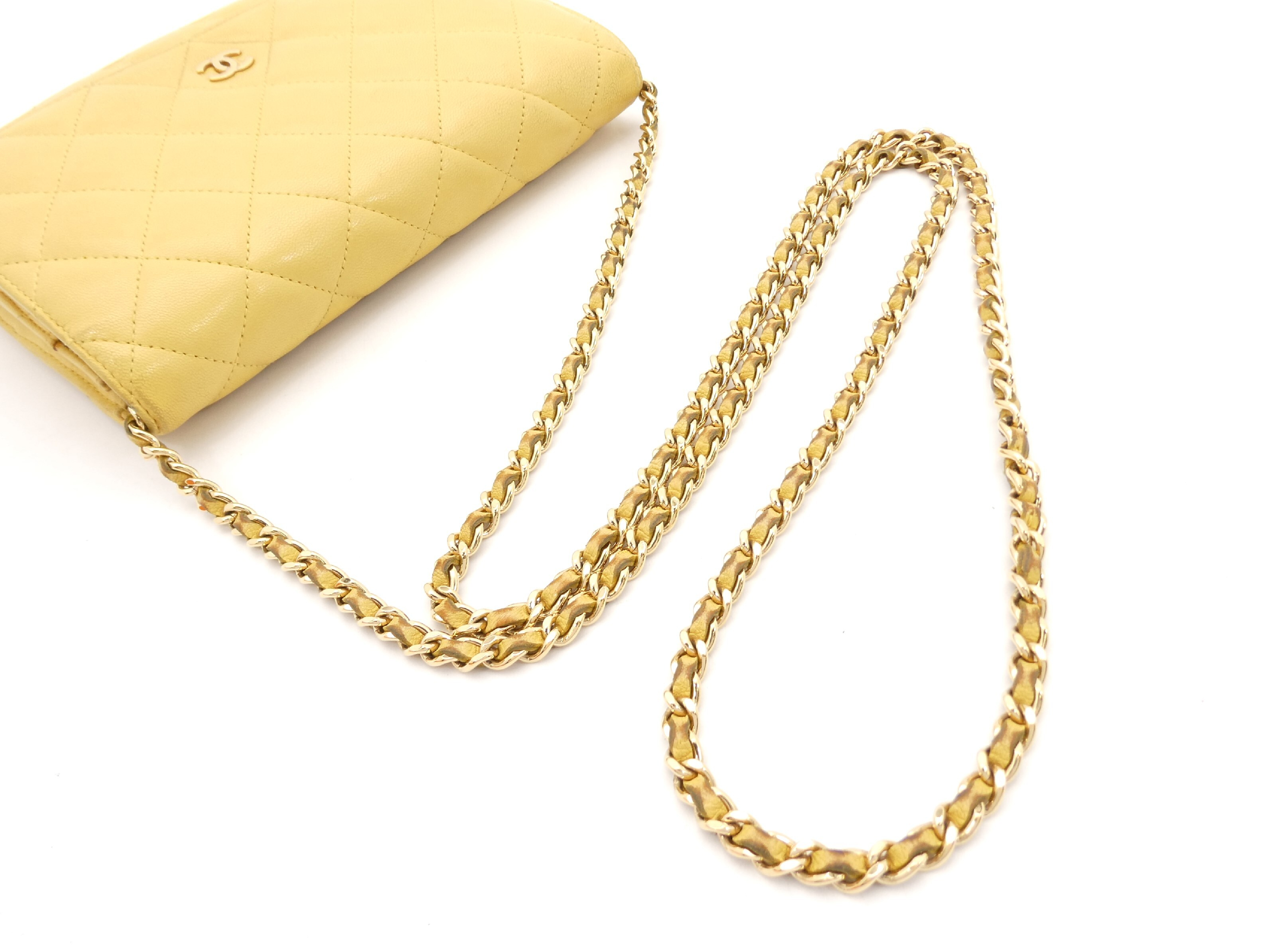 Matelassé Coco Mark Chain Wallet Shoulder Bag — view 6