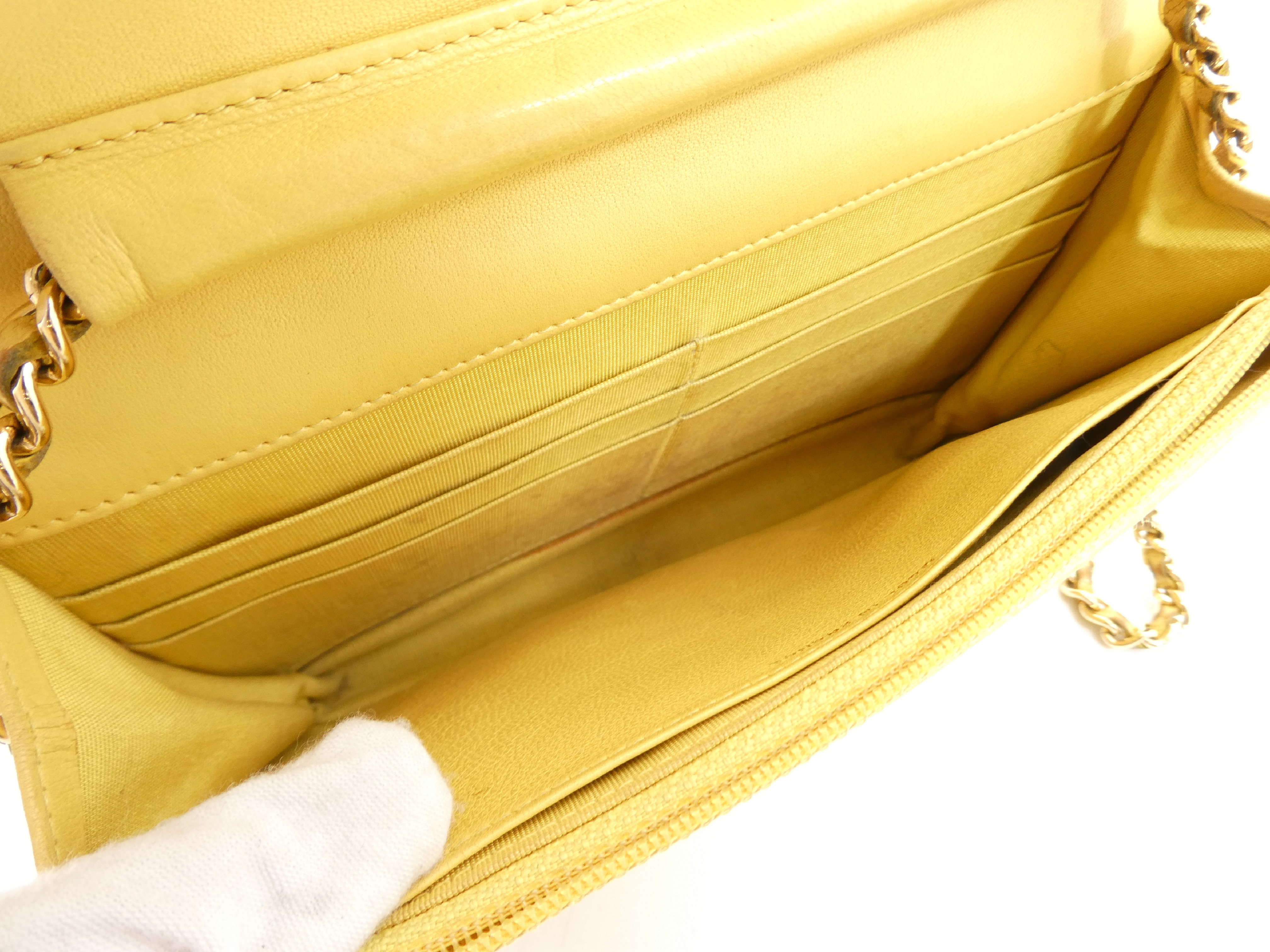 Matelassé Coco Mark Chain Wallet Shoulder Bag — view 7