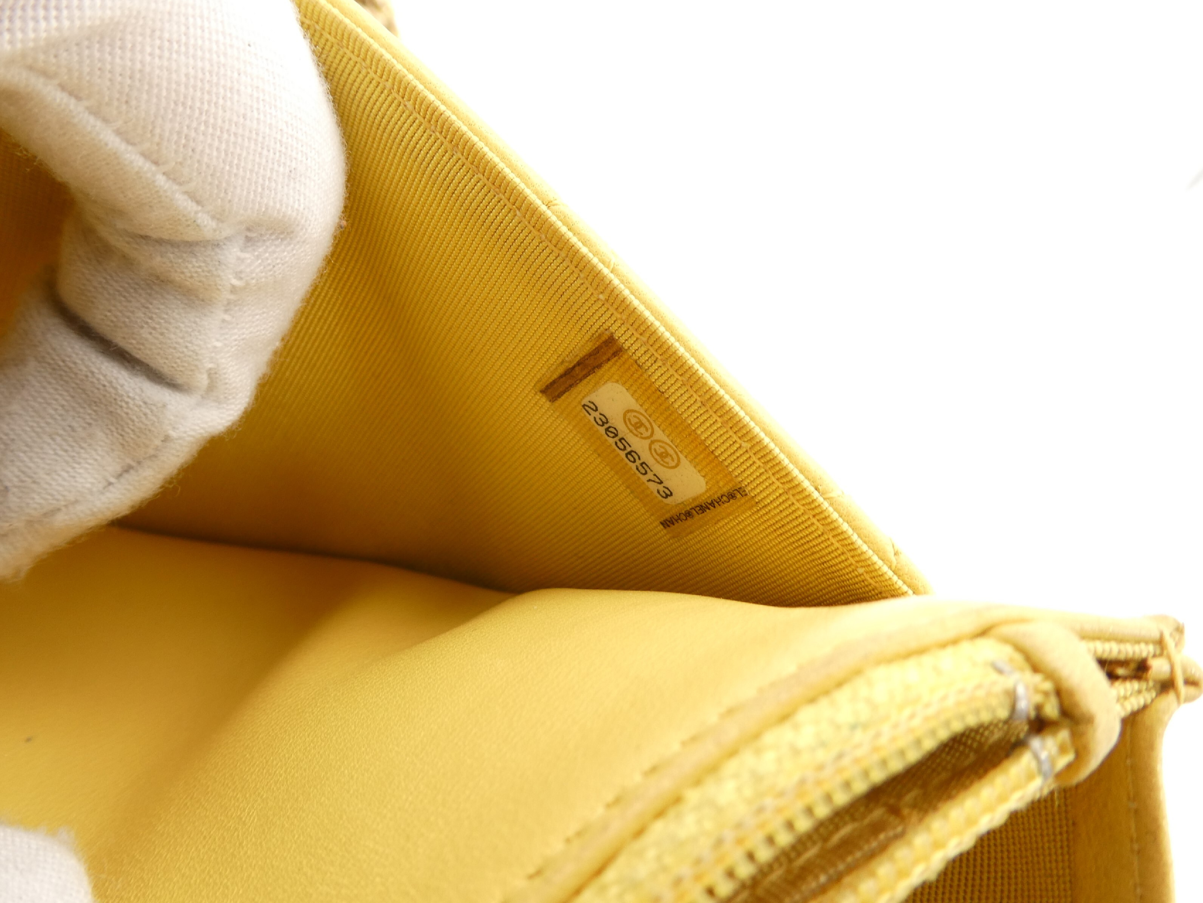 Matelassé Coco Mark Chain Wallet Shoulder Bag — view 10