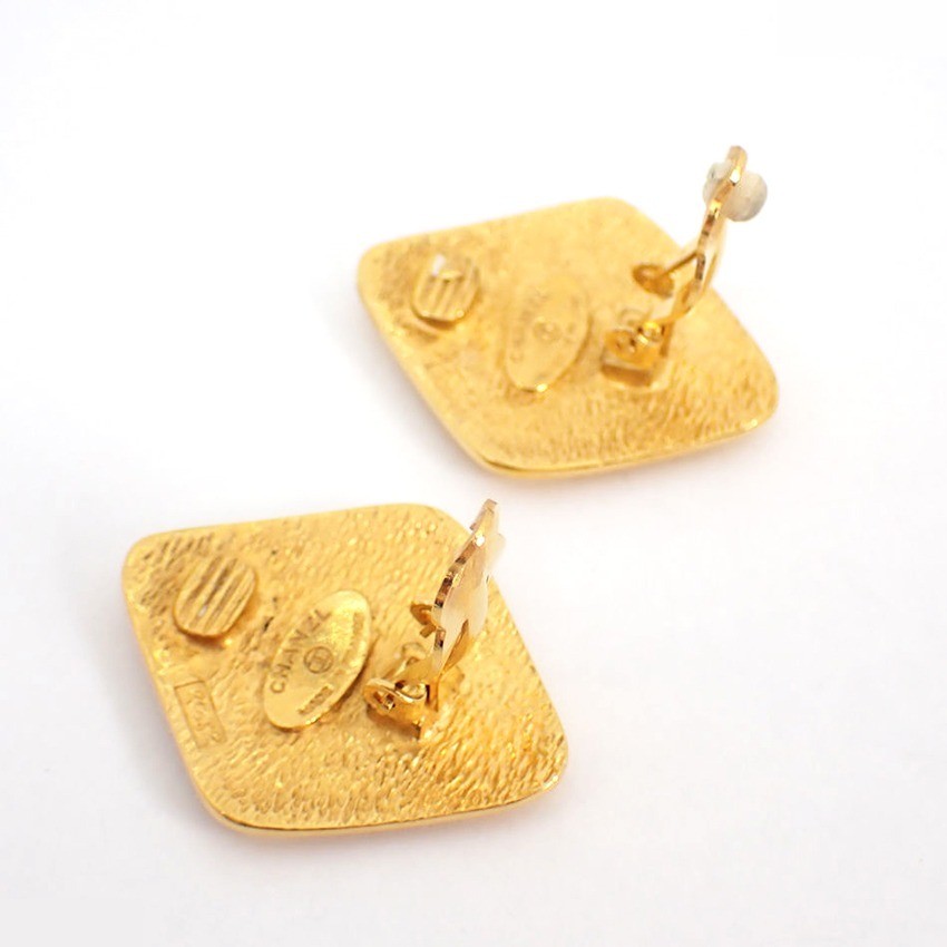 Motif: Height approx. 34.2mm x Width approx. 27.2mm Comes with special case — view 6