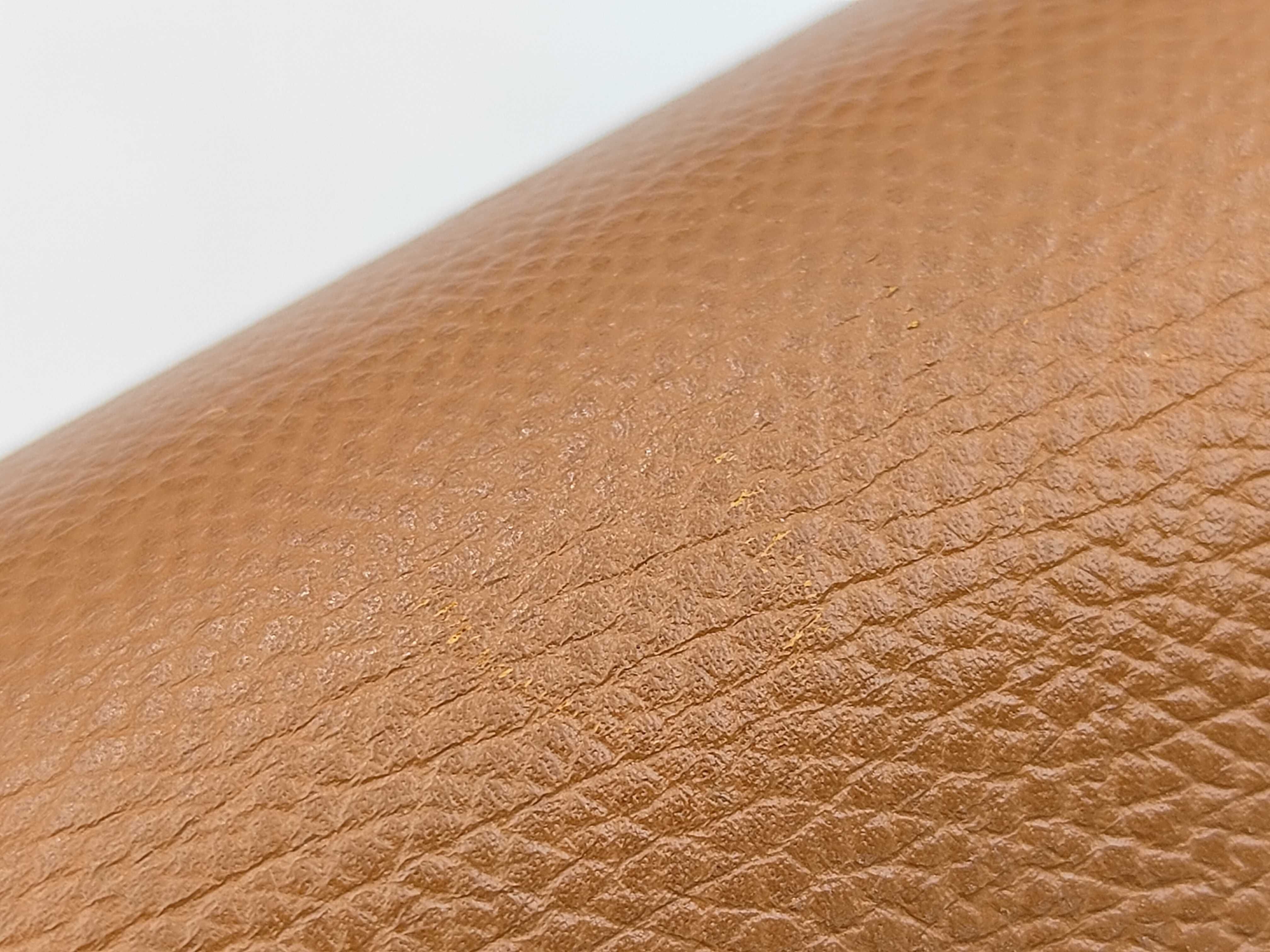 Kelly 28 Epsom Leather Gold Hardware Handbag — view 13