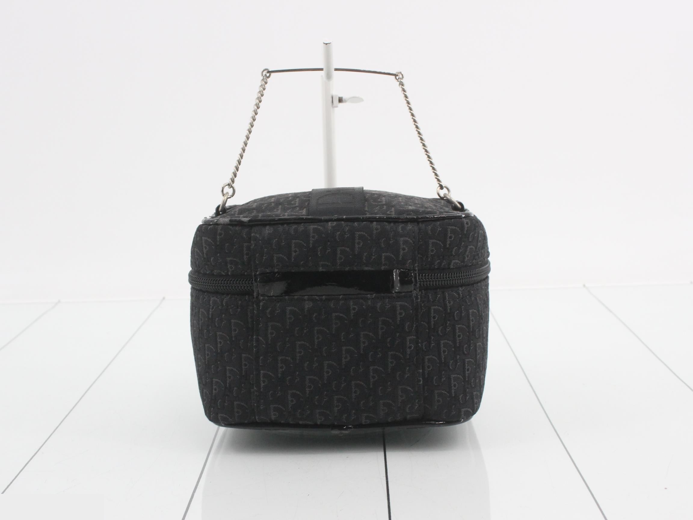 Other lines: Bags and pouches — view 2