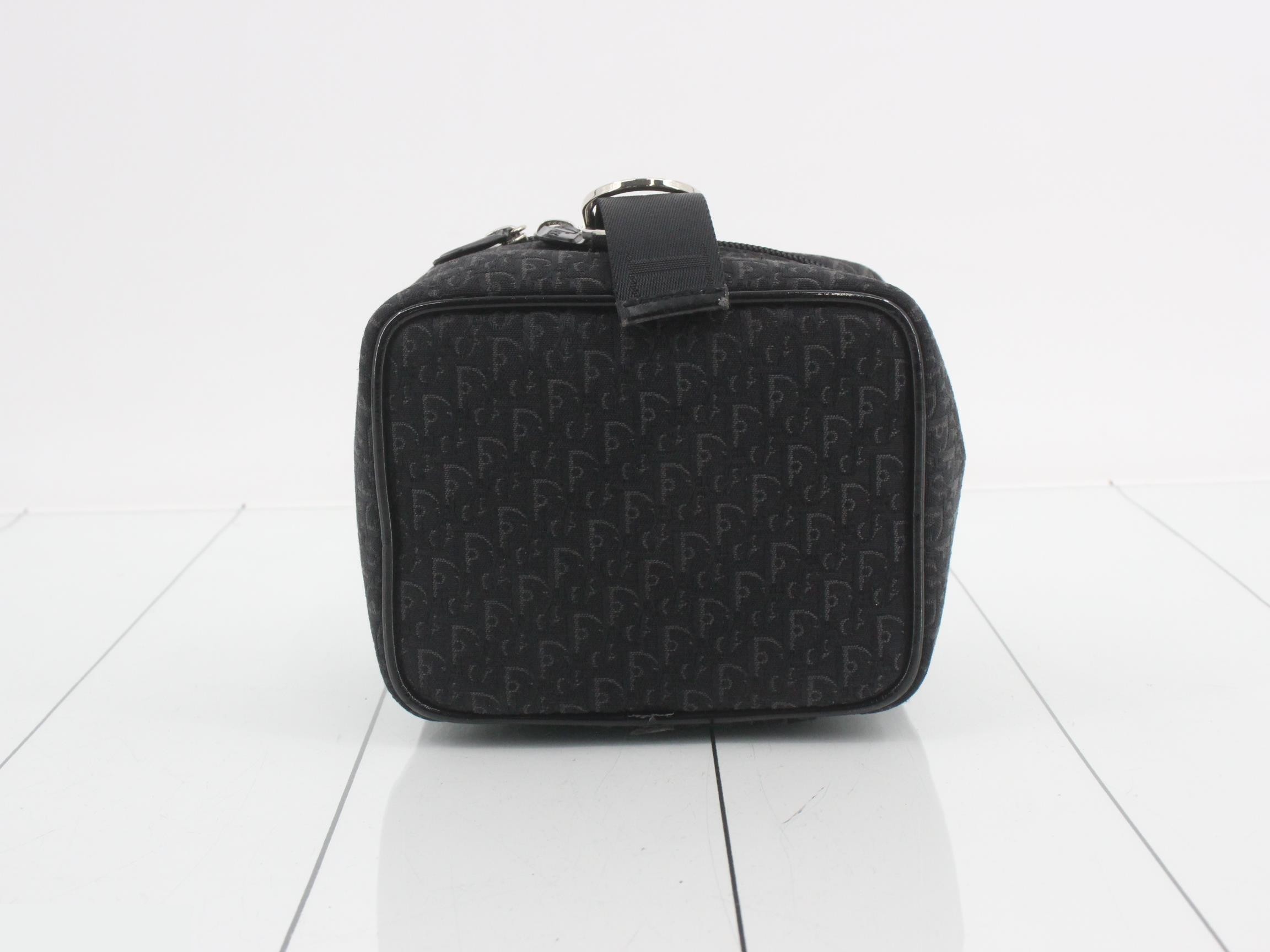 Other lines: Bags and pouches — view 3