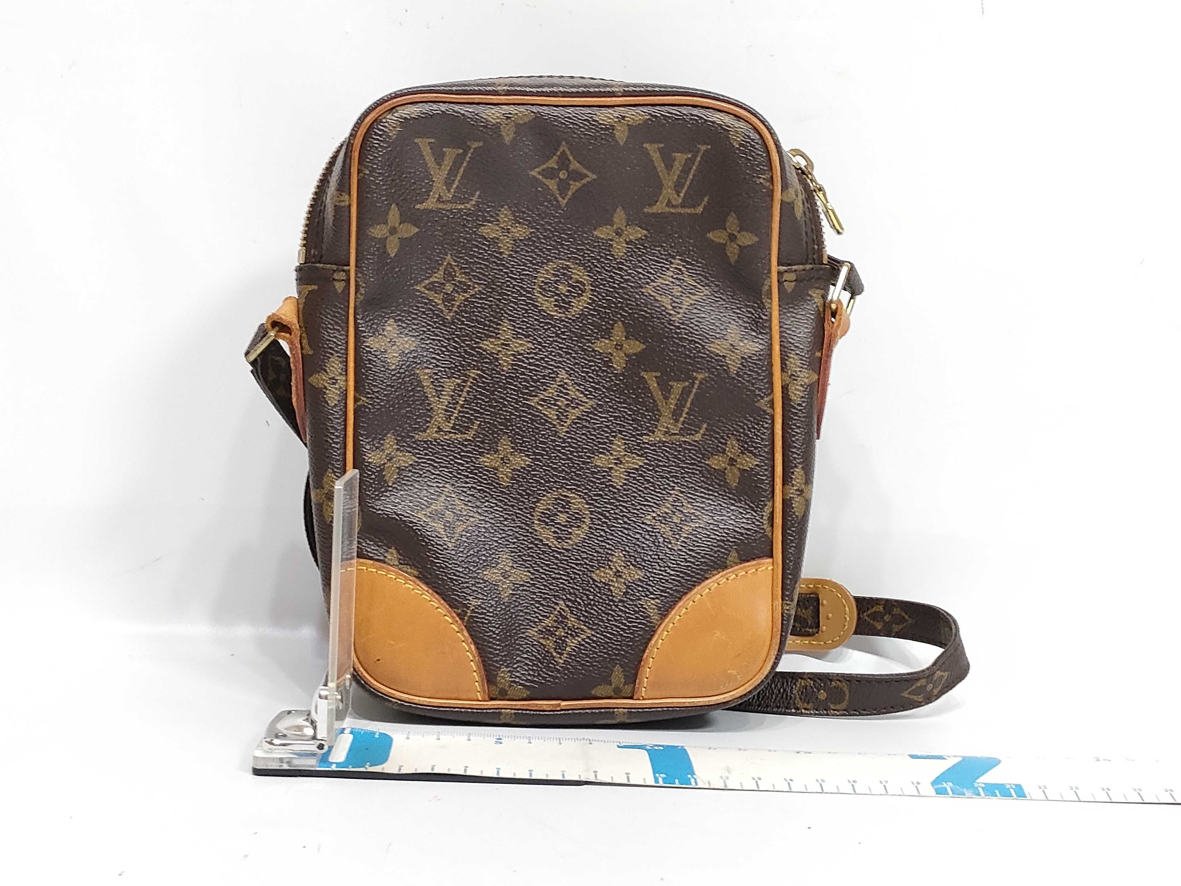 Monogram Louis Vuitton Monogram Danube M45266 Shoulder Bag — view 2