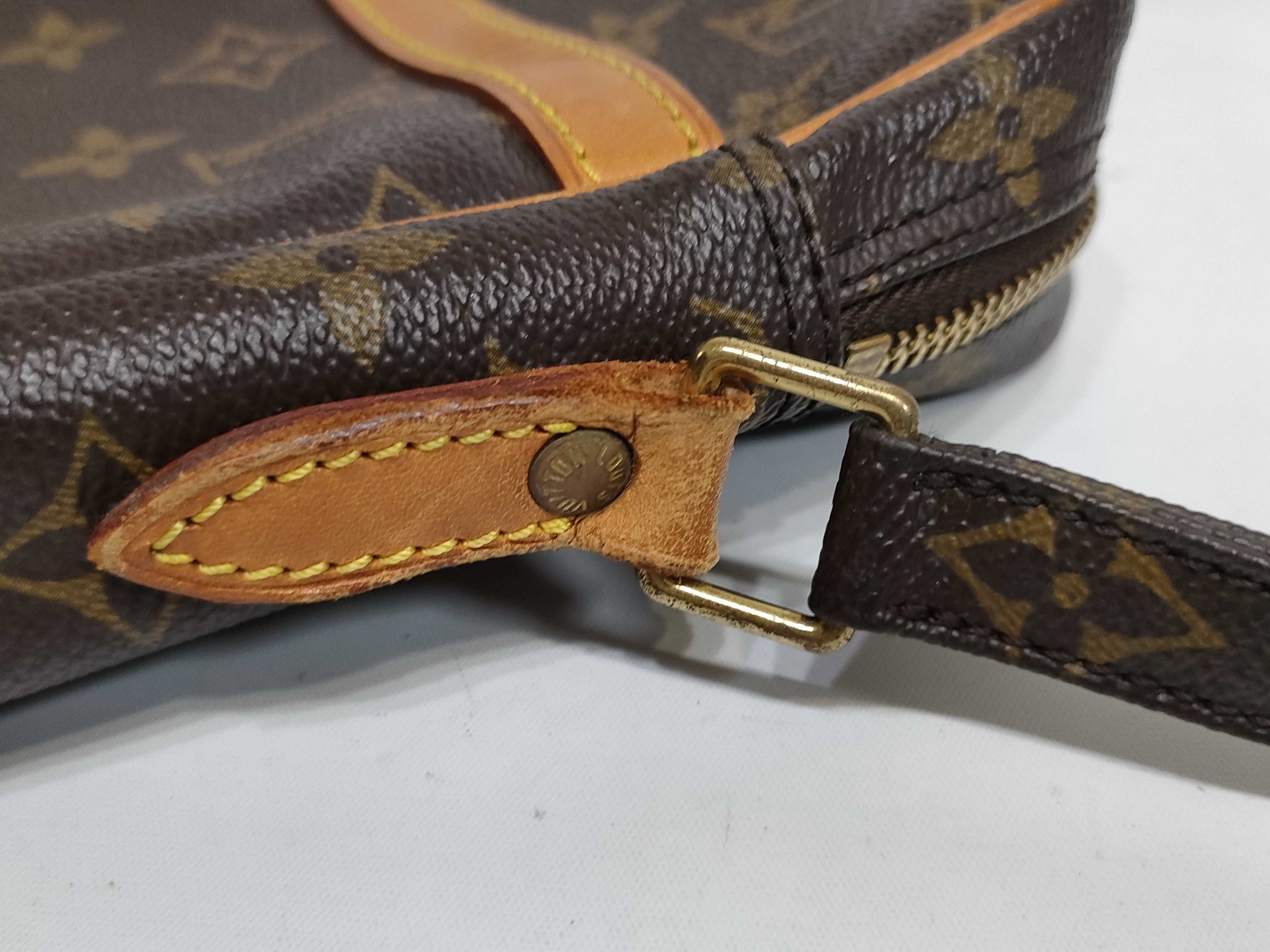 Monogram Louis Vuitton Monogram Danube M45266 Shoulder Bag — view 5