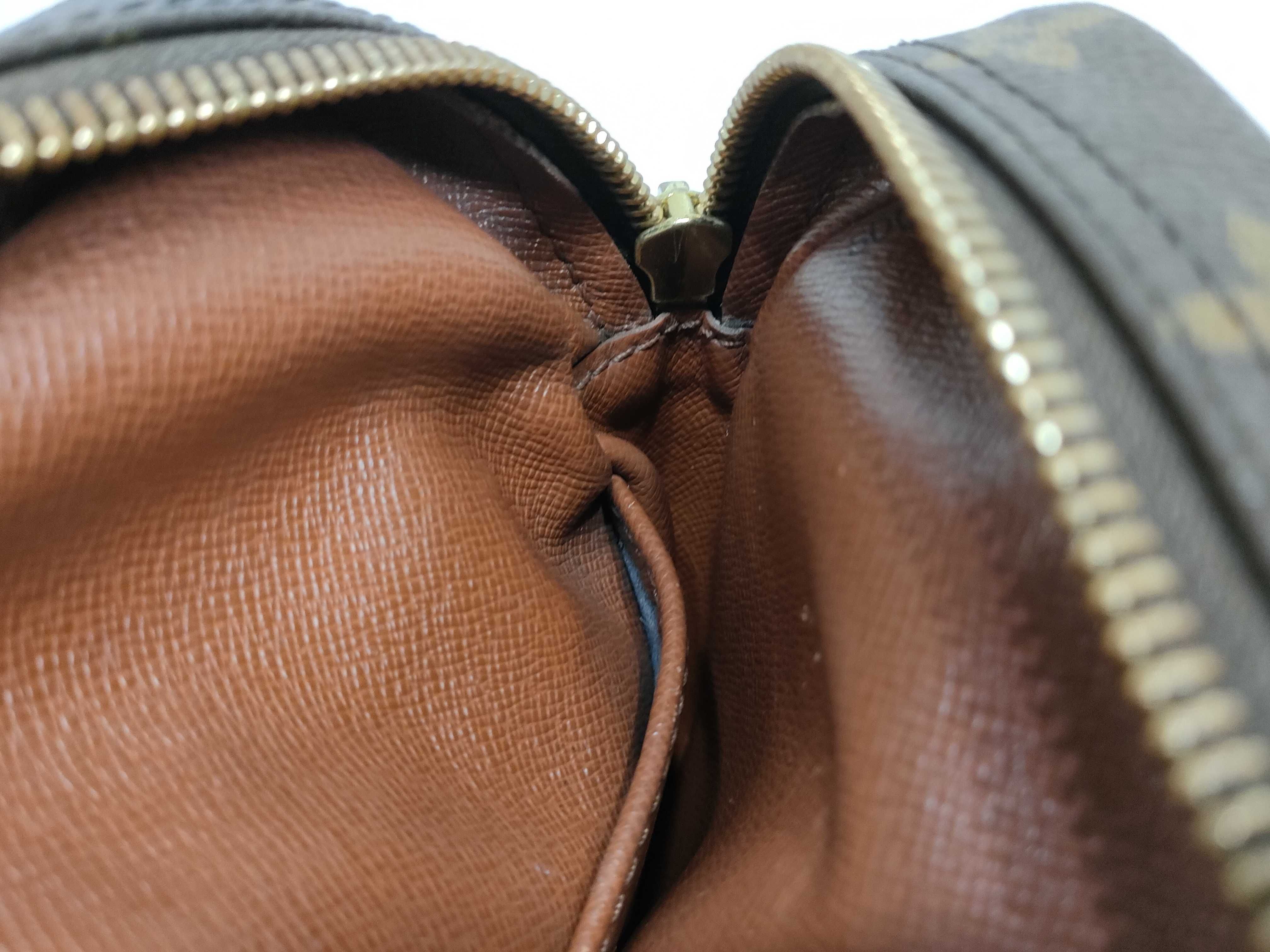 Monogram Louis Vuitton Monogram Danube M45266 Shoulder Bag — view 9