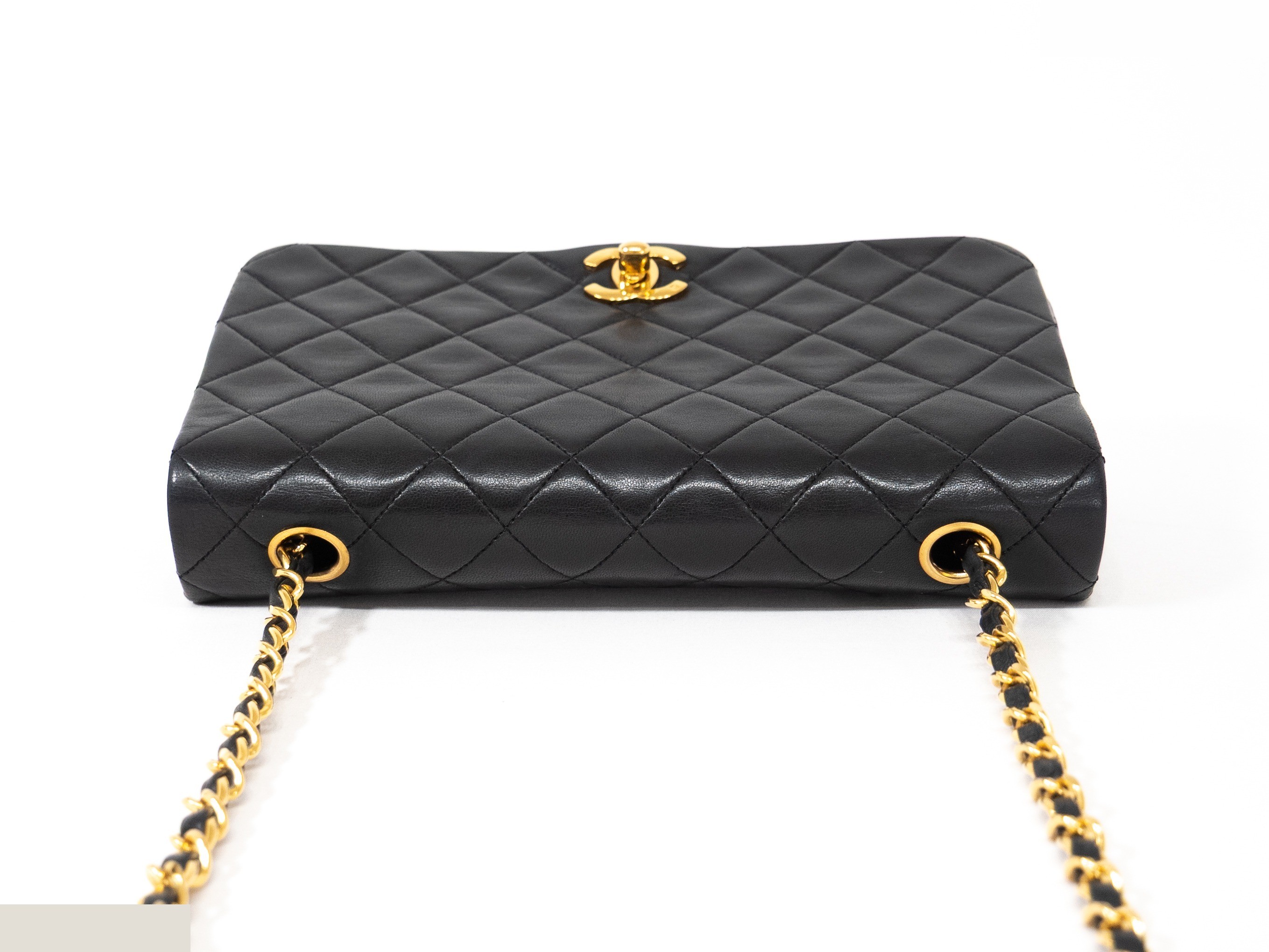 Matelassé Seal Lambskin Full Flap Gold Hardware — view 4