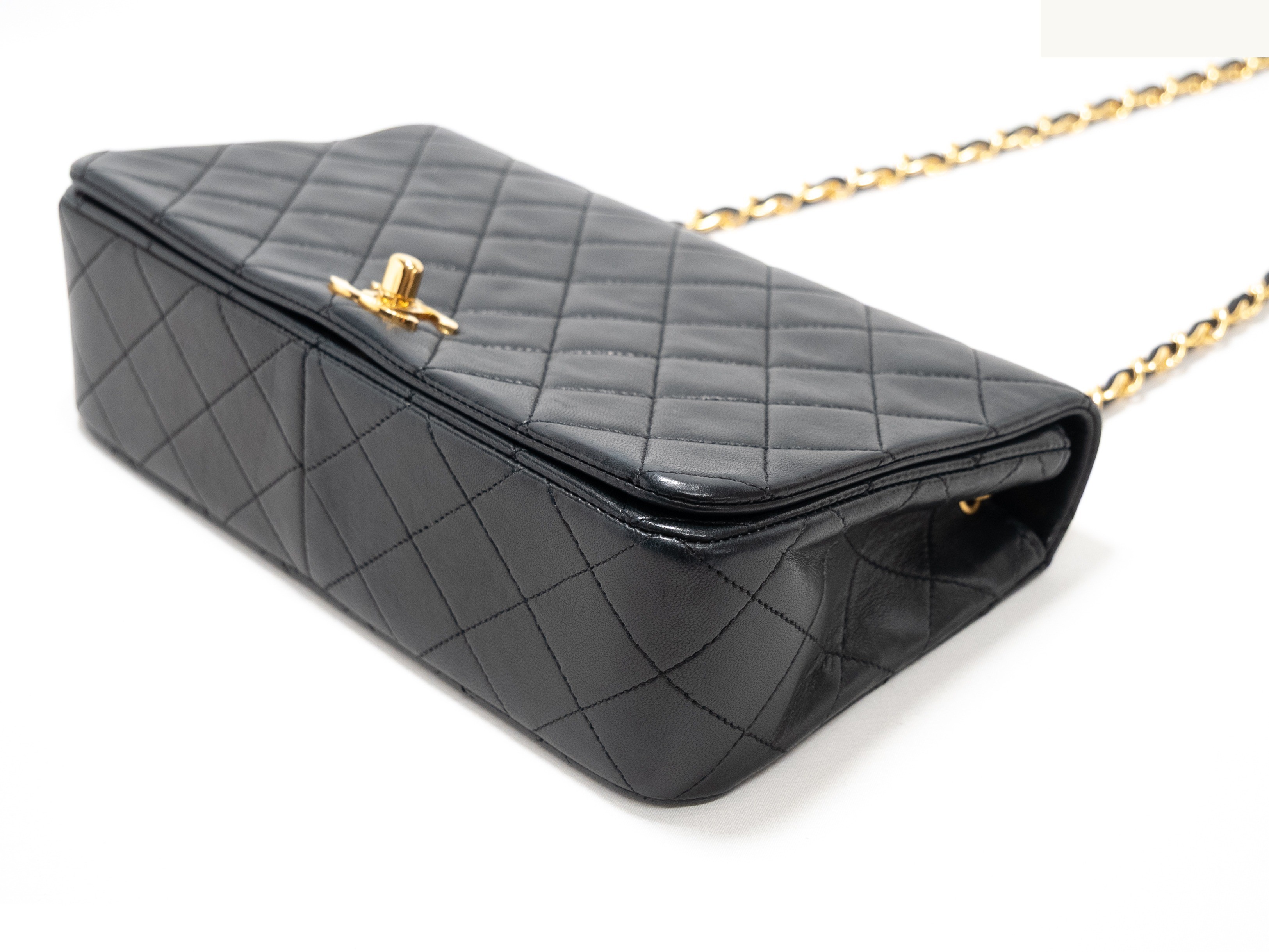 Matelassé Seal Lambskin Full Flap Gold Hardware — view 6